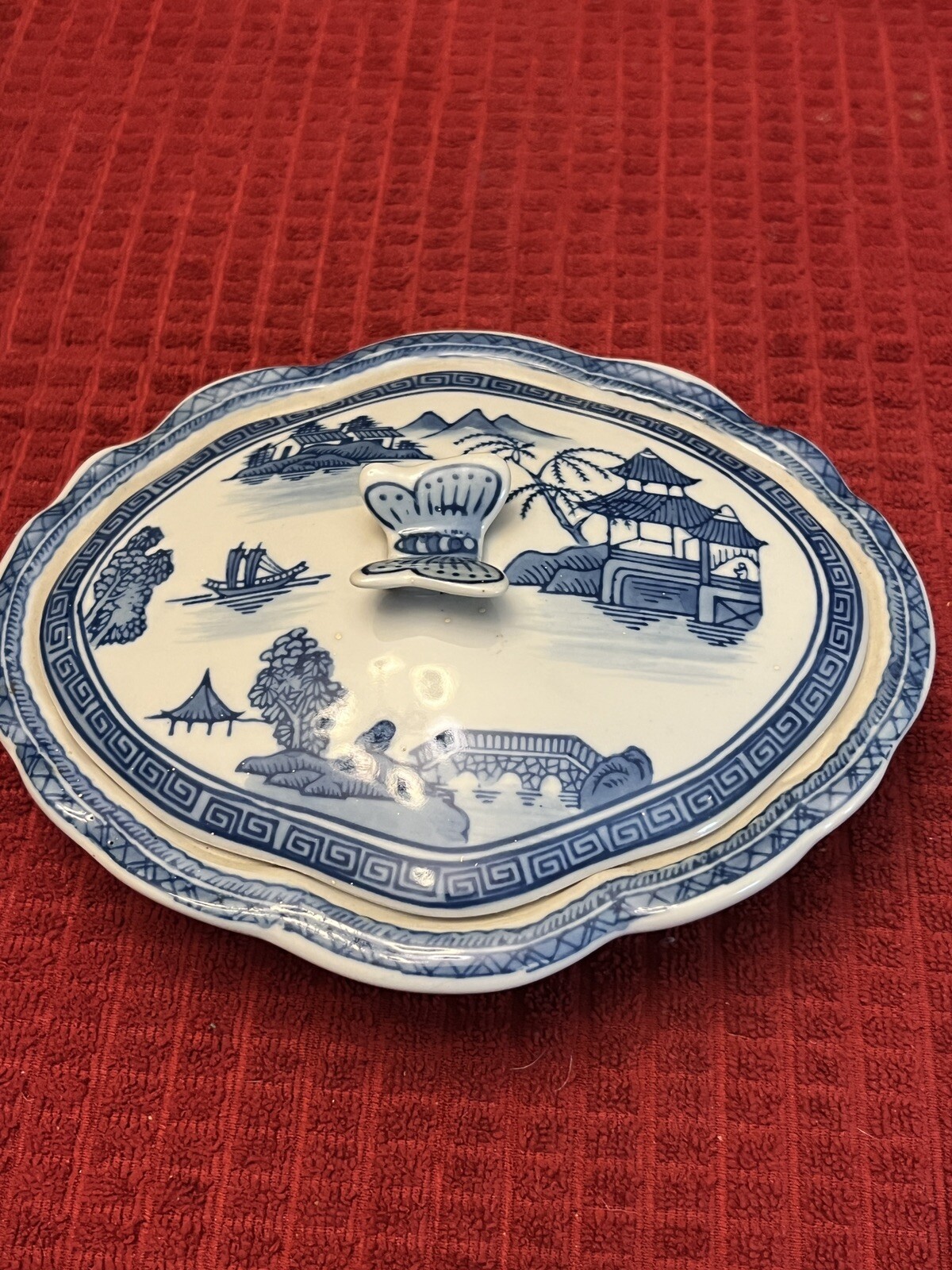 Vintage Canton Export Ware Blue & White  Covered  Serving Bowl W/ Butterfly Knob