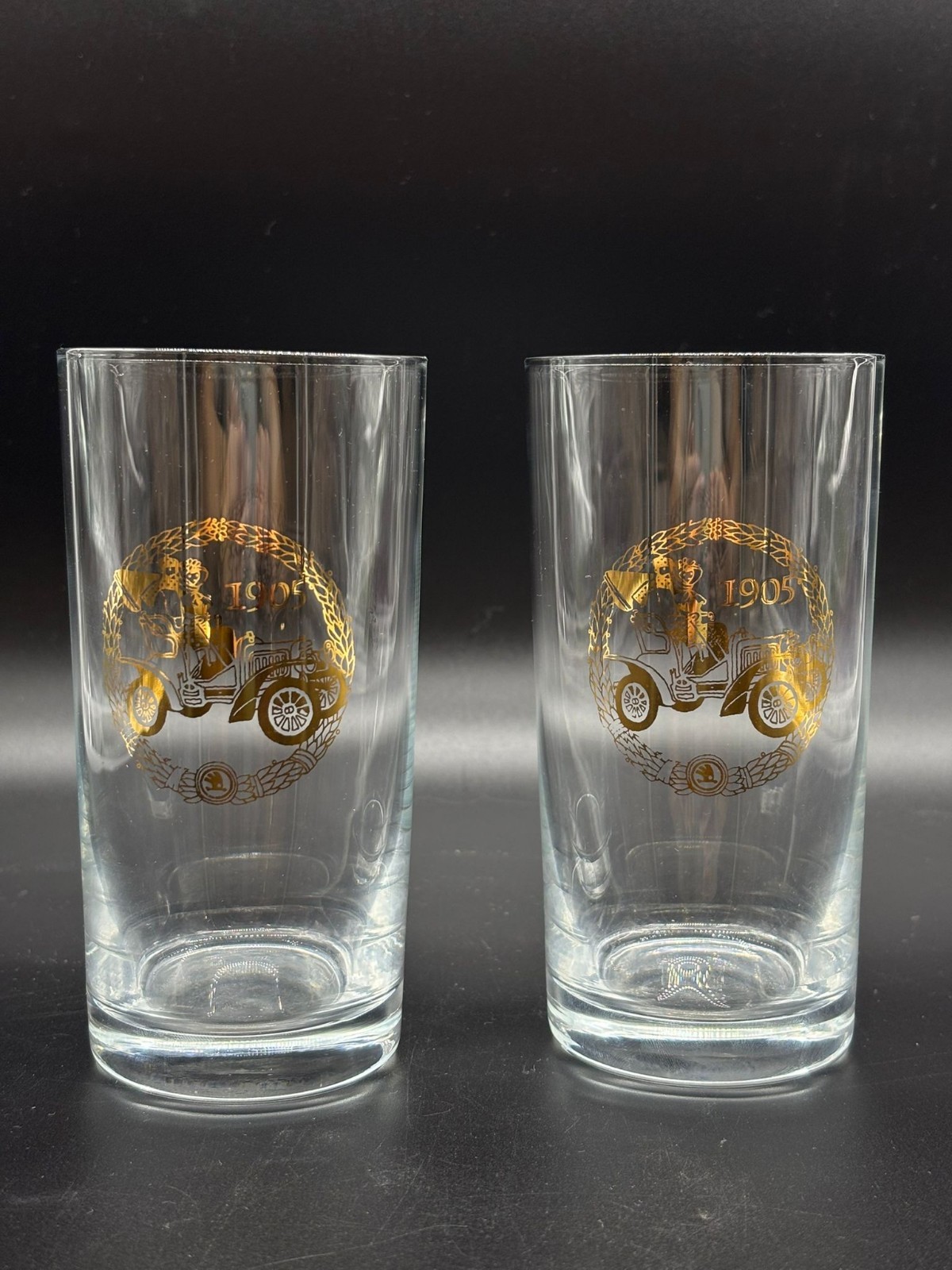 Vintage SKODA 1905 Advertising Glasses – Set of 2, Classic Car / Veteran Logo Vintage SKODA 1905 Advertising Glasses – Set of 2, Classic Car / Veteran Logo