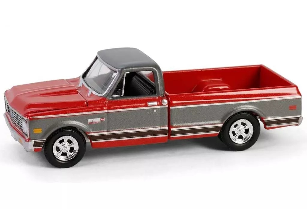 1/64 Greenlight 1972 Chevy Cheyenne C10 Short Bed Ruby Red Gunmetal Gray 30547