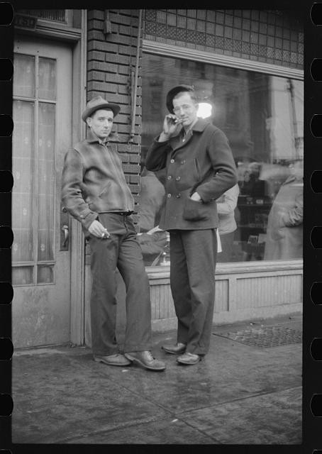 Photo:Aliquippa Pennsylvania 1941 Steel Workers Waiting for Bus