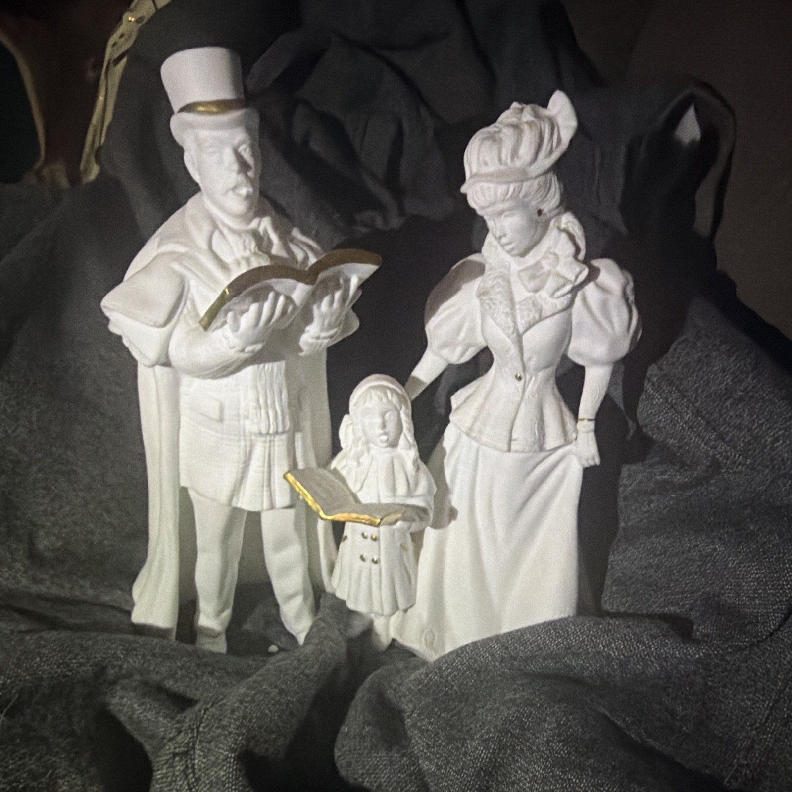 Lenox 1991 Christmas Carollers Porcelain Figurine Music Box Ornament
