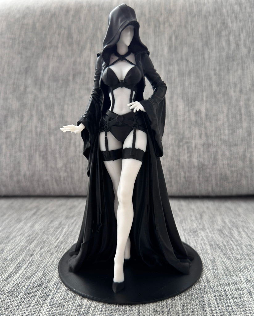 Gothic Hooded Priestess - Faceless Dark Fantasy 3d Printed Statue
