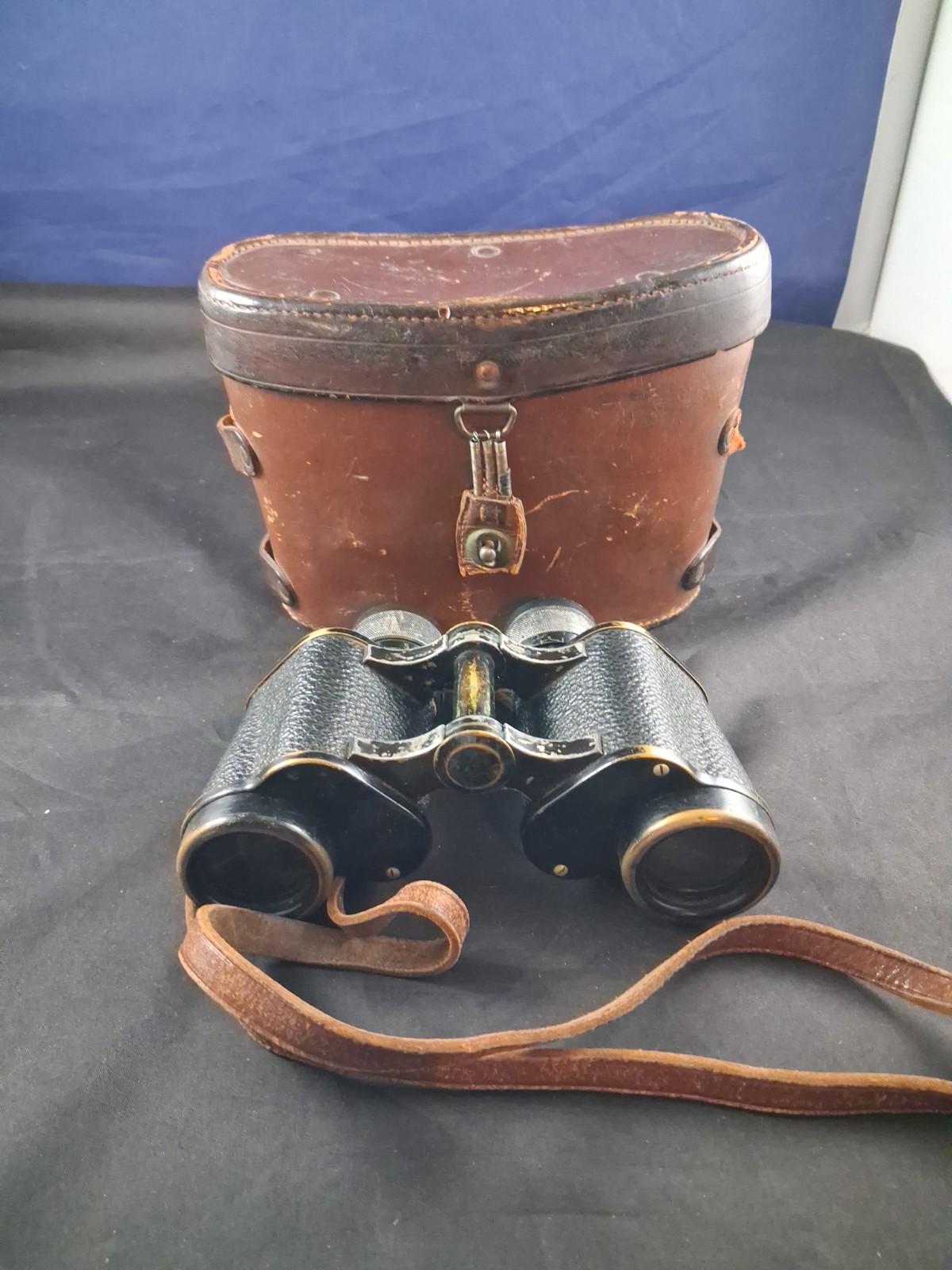 Vtg WWII Huet Paris Trinotix 8x30 Binoculars w/ Field Case Rare *20FB 