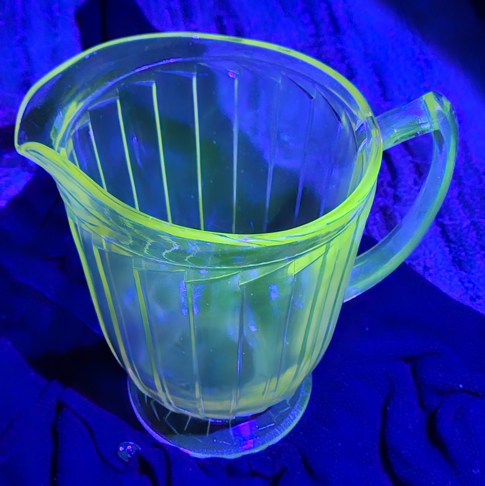 Jeannette Pink Depression Glass Sierra Pinwheel Pitcher Pink Uranium Glass