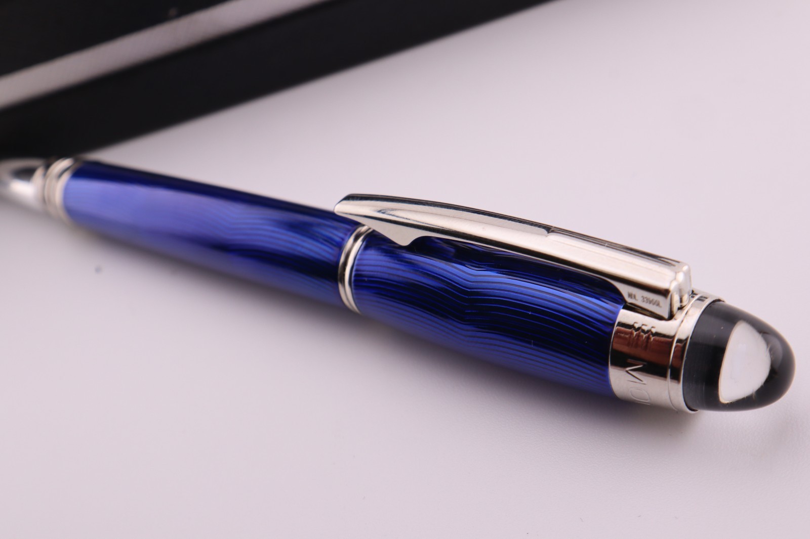 Montblanc Luxury Blue Wave Rollerball Pen Germany with Service Guide & Box