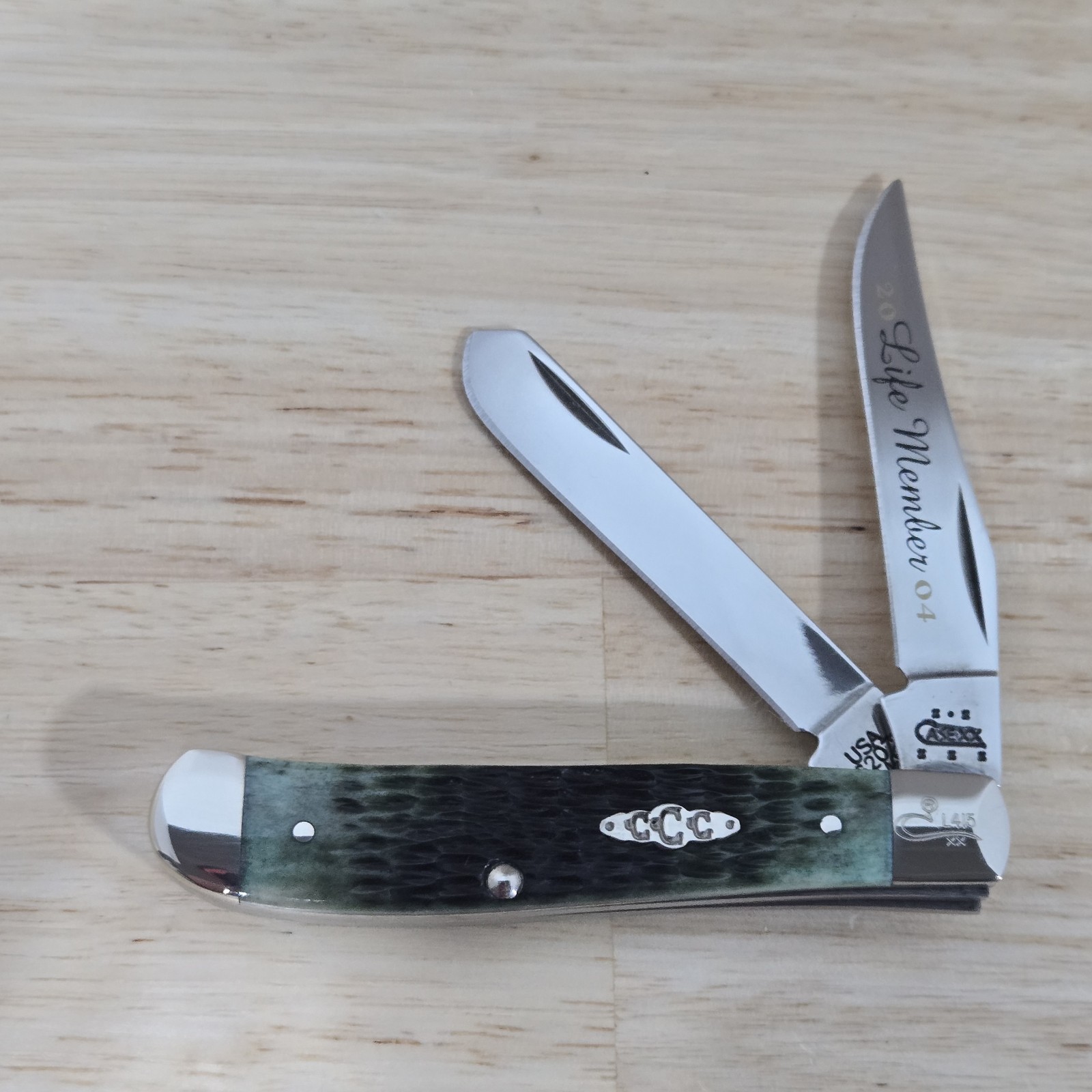 2004 Case XX 6207 XX Mini Trapper Allegheny Mountain Moss Green Bone CCC Life...