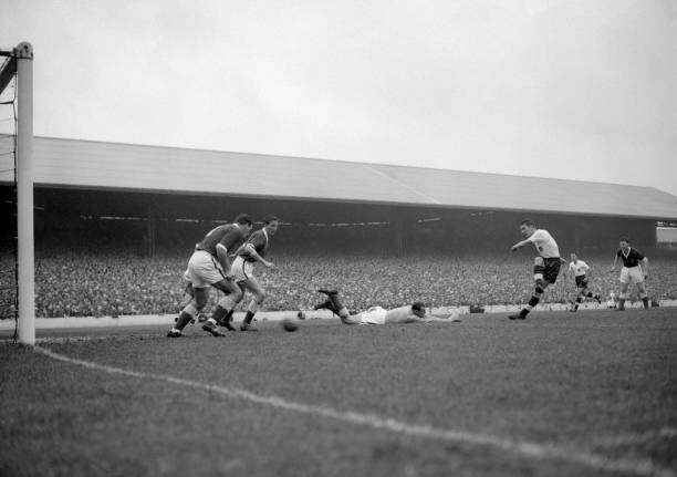 Welsh goalkeeper Jack Kelsey dives full length as England cent - 1959 Old Photo