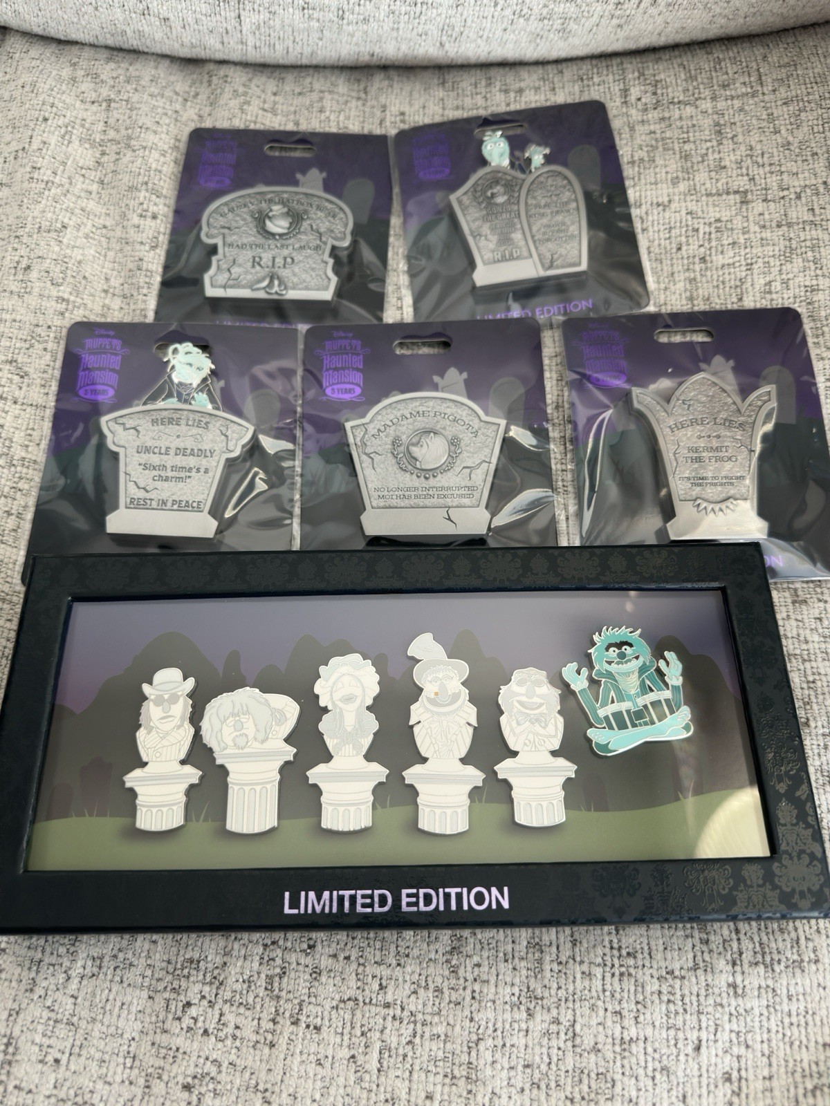 Disney WDI MOG Muppets 5 Year Anniversary Haunted Mansion Complete Pin Set