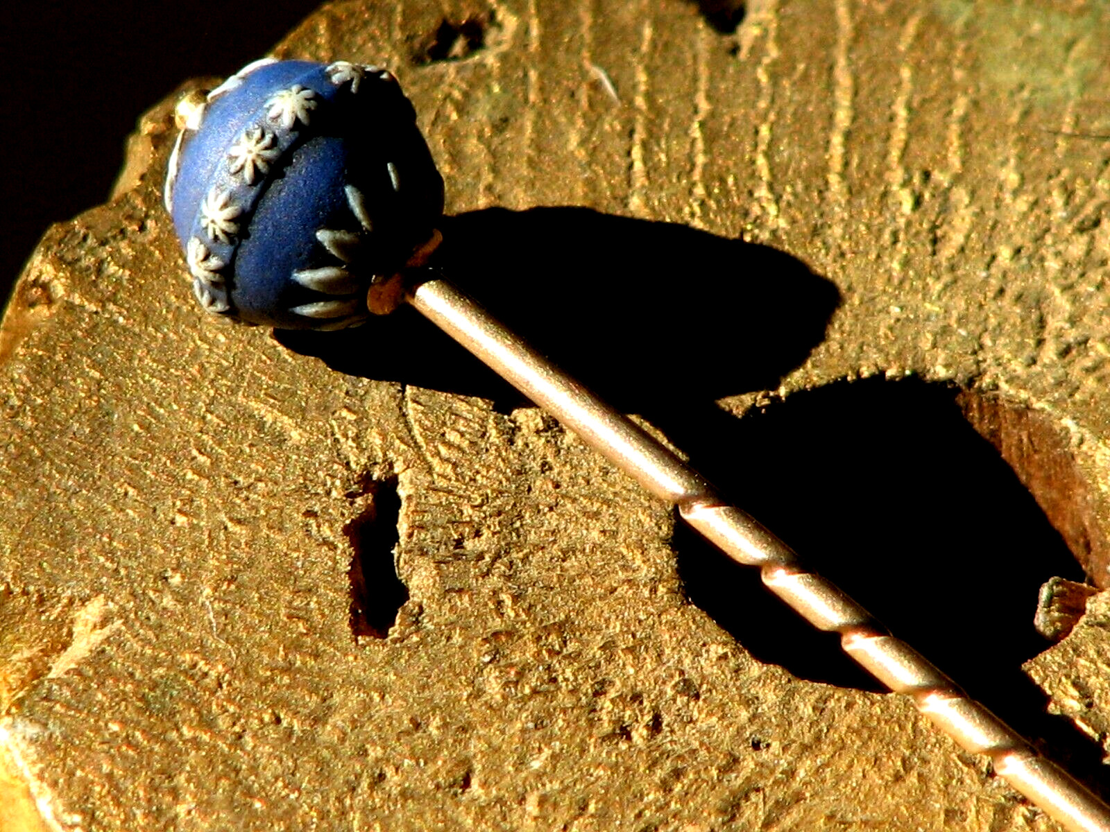 WEDGWOOD XRARE 18 C. DARK BLUE/WHITE JASPER HATPIN GOLD MUSEUM QUALITY WEDGWOOD XRARE 18 C. DARK BLUE/WHITE JASPER HATPIN GOLD MUSEUM QUALITY