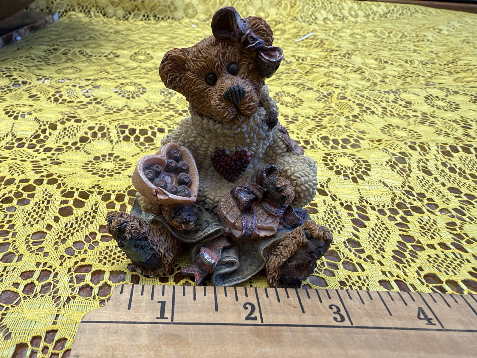 Vintage 1995 Boyds Bears Bailey Heart\'s Desire #2272 Valentine Figurine