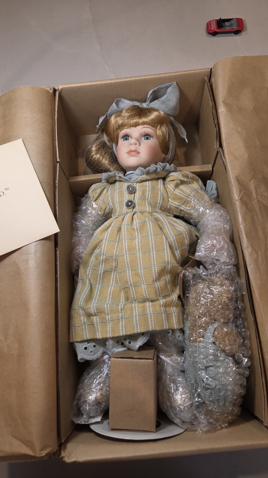 Boyds Bears Yesterdays Child Erin Doll Lemonade for Two  Style No. 4915 ERIN