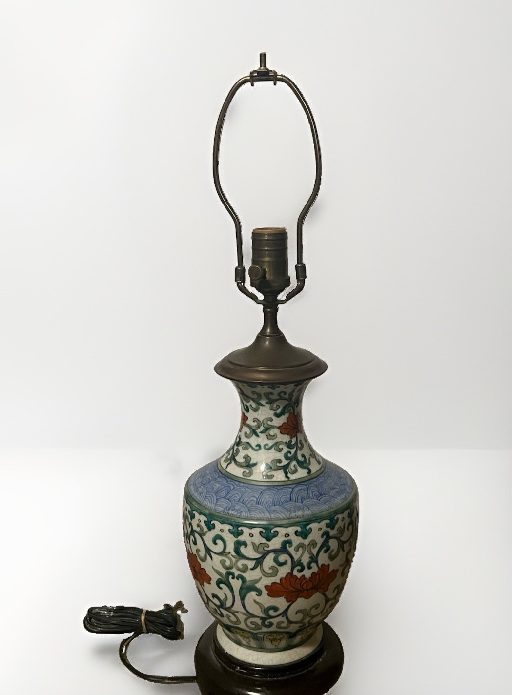 Vintage Wildwood Chinoiserie Floral Ceramic Table Lamp Brass Tone 25\