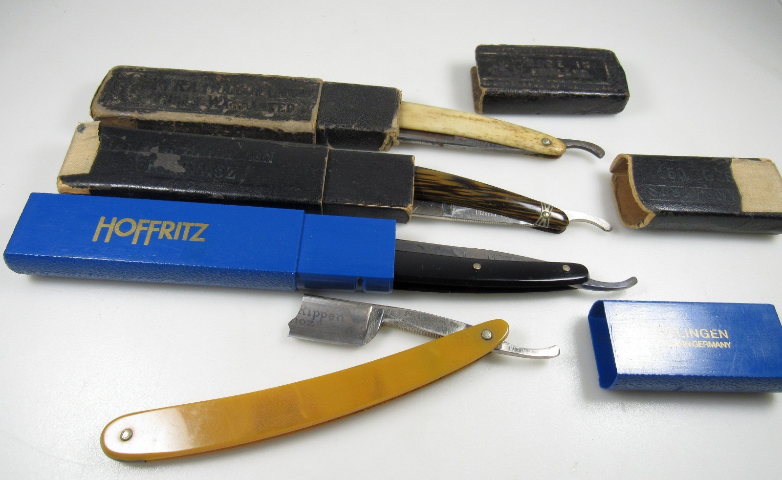 Vintage Lot Straight Razors Hoffritz Solingen Germany - Zebra - 2 for parts Vintage Lot Straight Razors Hoffritz Solingen Germany - Zebra - 2 for parts