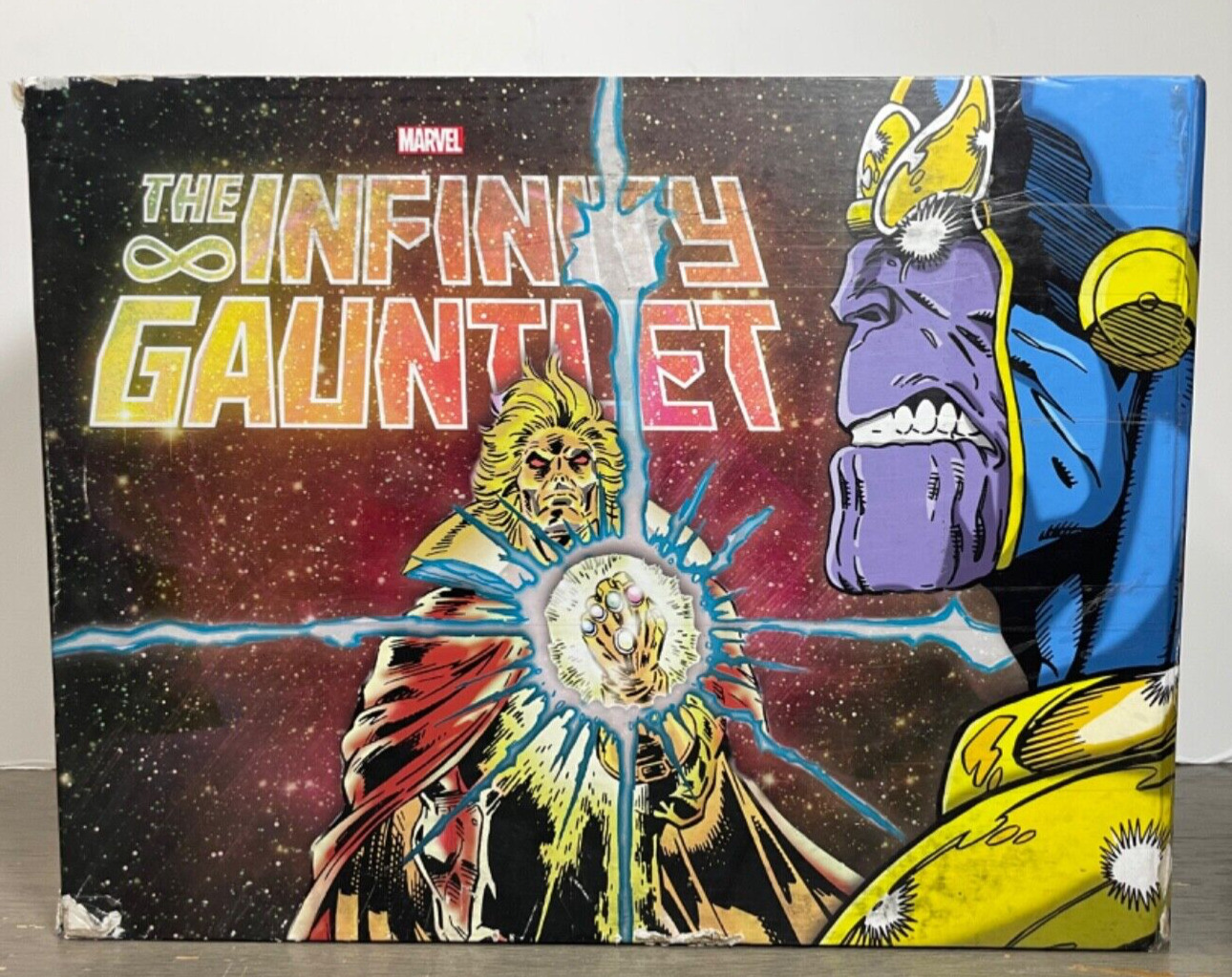 Infinity Gauntlet Collector Edition Marvel Infinity War Boxset (DAMAGED SLIPCASE