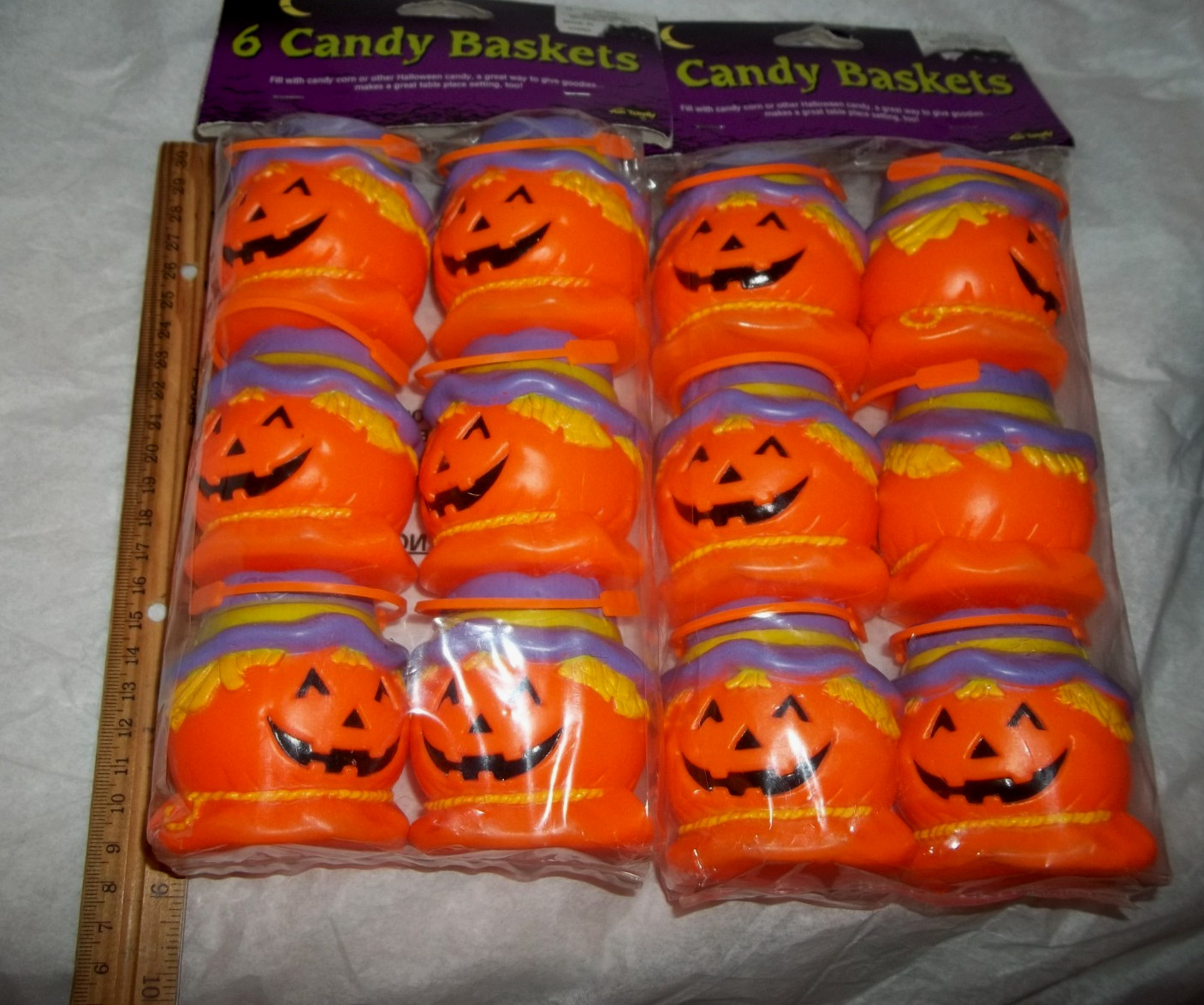 nip Lot of 12 Halloween Mini Jack O’Lantern Scarecrow Favor/Candy Buckets nip Lot of 12 Halloween Mini Jack O’Lantern Scarecrow Favor/Candy Buckets