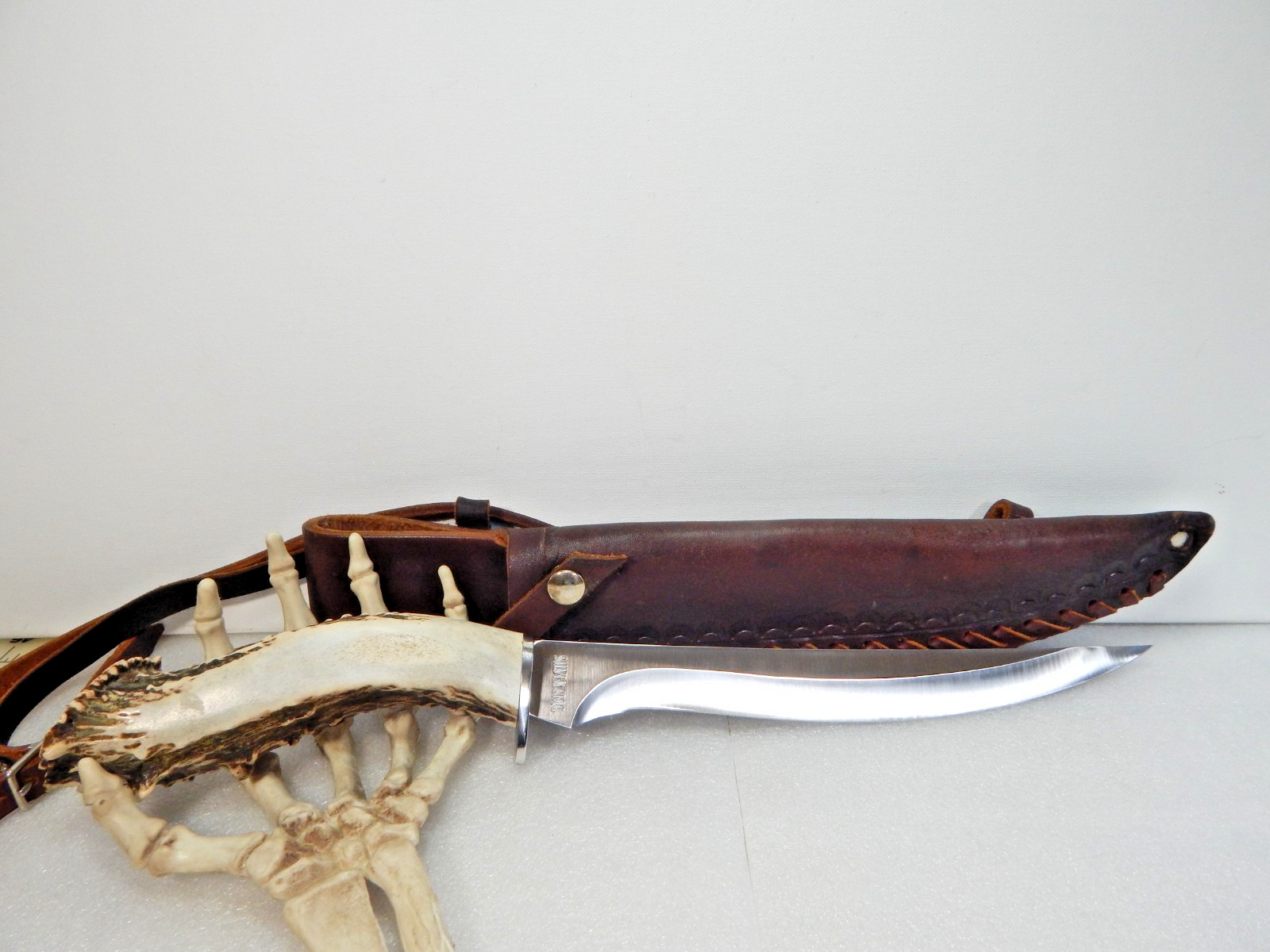 Vintage Silver Stag Alaskan Camper Knife W/Sheath AC11.0 17\
