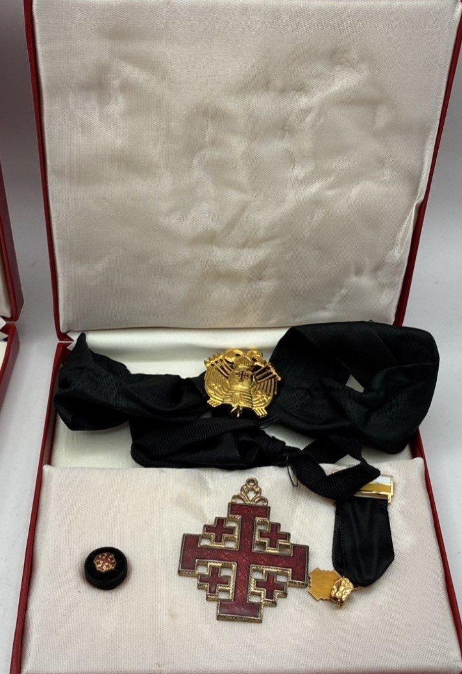Vintage Knight Commander of the Equestrian Order Holy Sepulchre Jerusalem Medal
