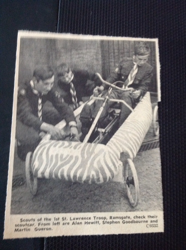 73-3 Ephemera 1969 Picture 1st St Lawrence Troop Ramsgate Scouts Car