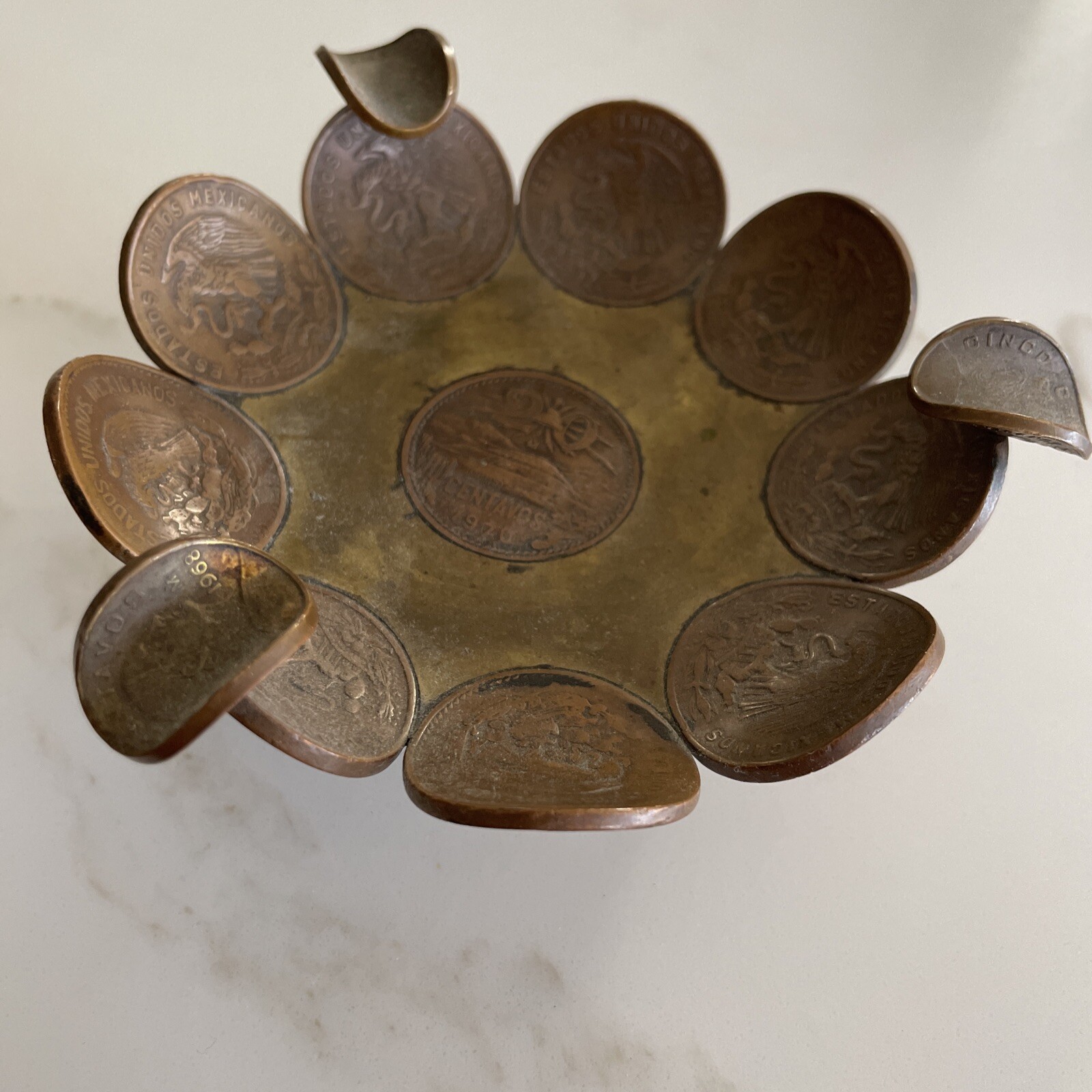 Vtg 60/70's Mexican Aztec Calendar Coin Ashtray Ash Tray Copper Brass Centavos