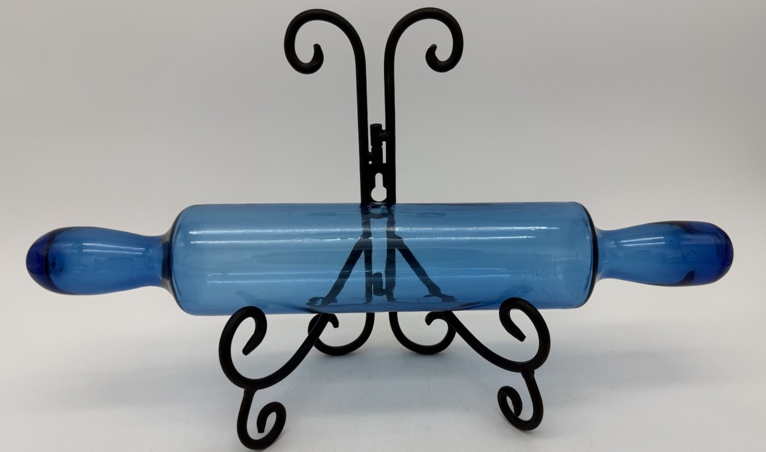 Vintage Hollow Blown Glass Closed End Peacock Blue Rolling Pin Vintage Hollow Blown Glass Closed End Peacock Blue Rolling Pin