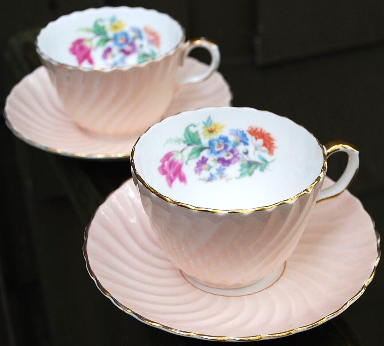 Vtg Set 2 AYNSLEY Teacups/Saucers PEACHY PINK SWIRL w/FLORAL England Bone China