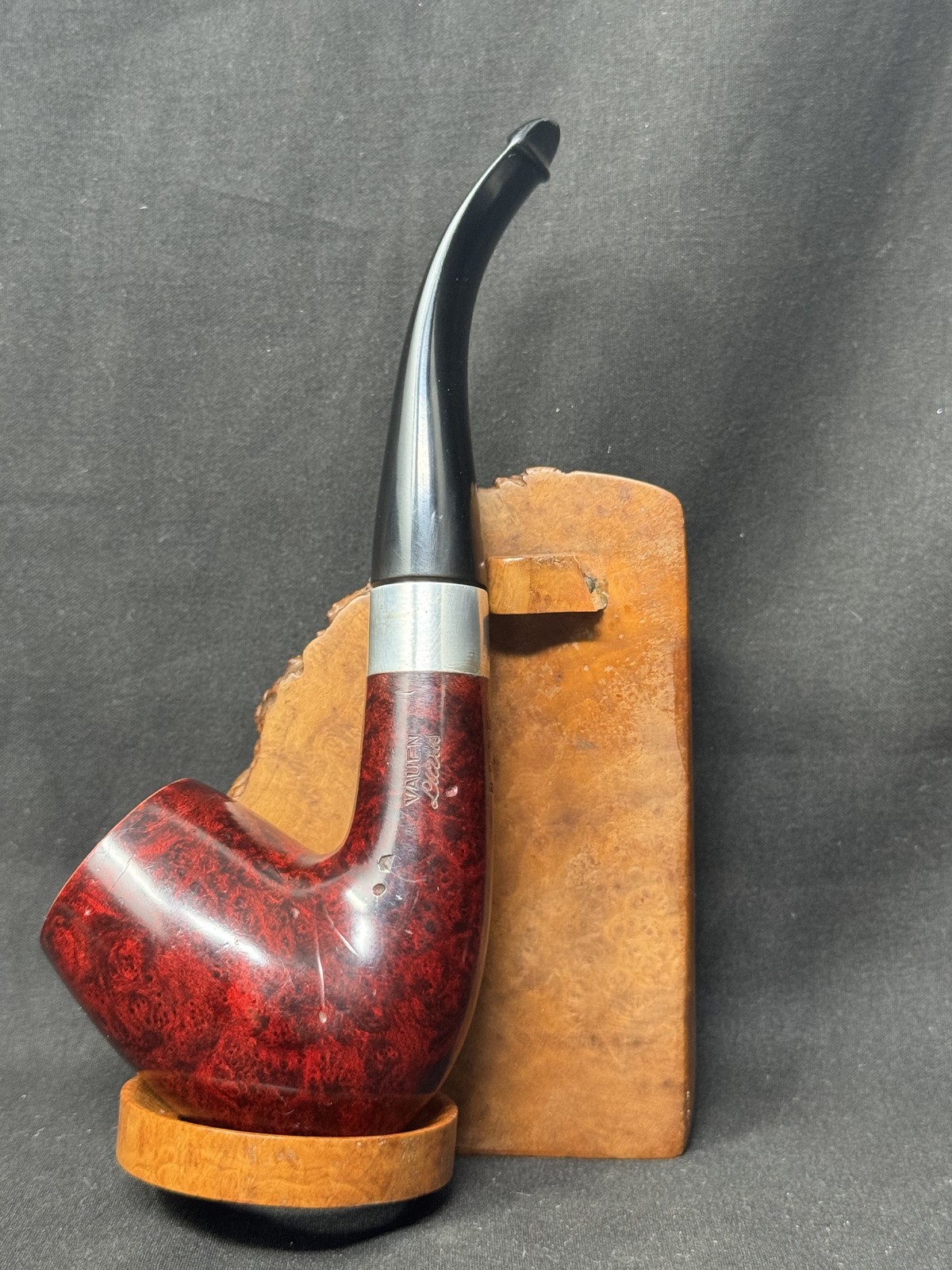 Vauen Luxus 8035 Bent Smooth Red Mottled Silver Band Estate Pipe, 1920s+