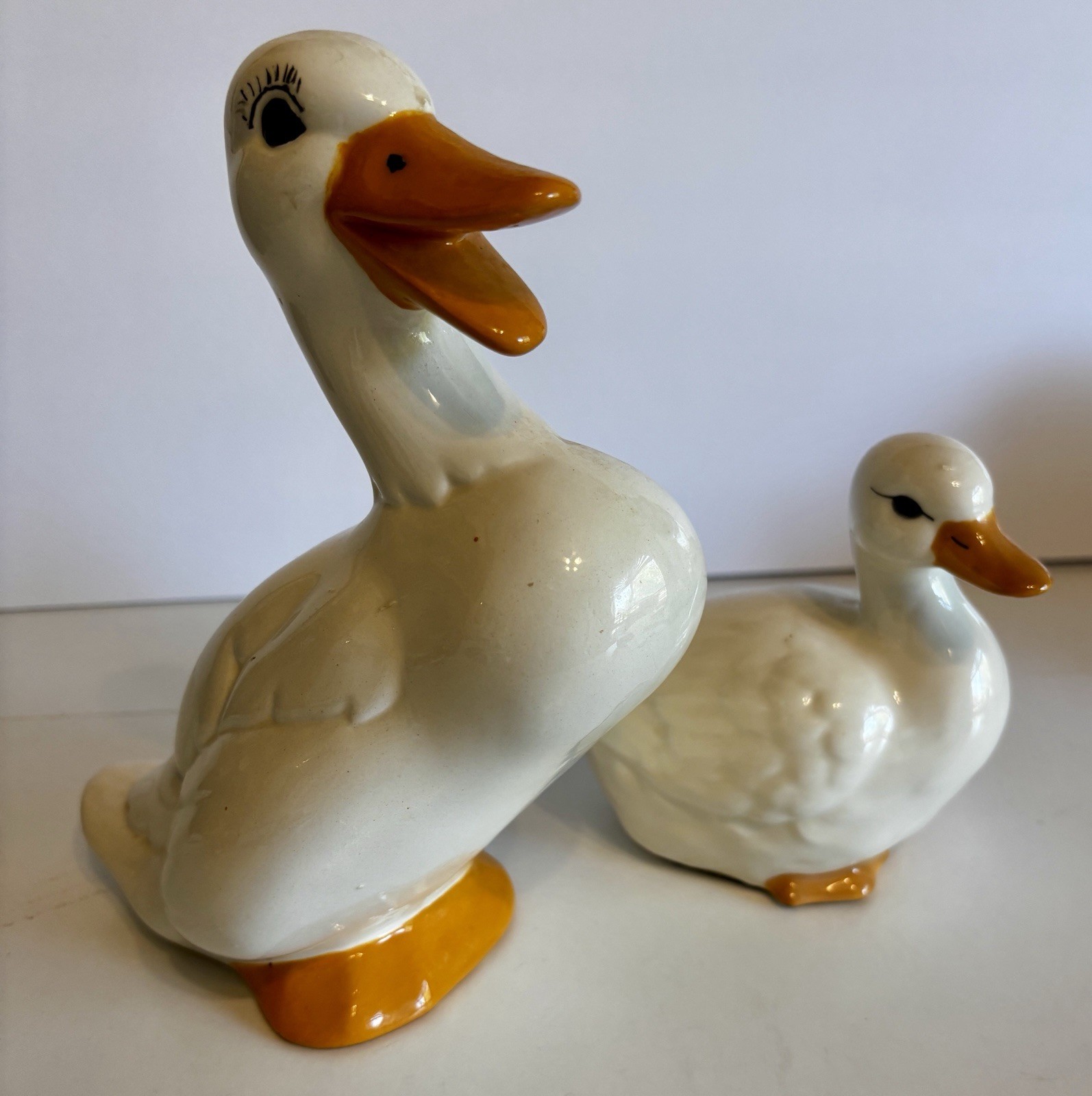 Vtg White Ceramic Duck Goose Figurine Set of 2 Amber Beaks & Feet Cottagecore
