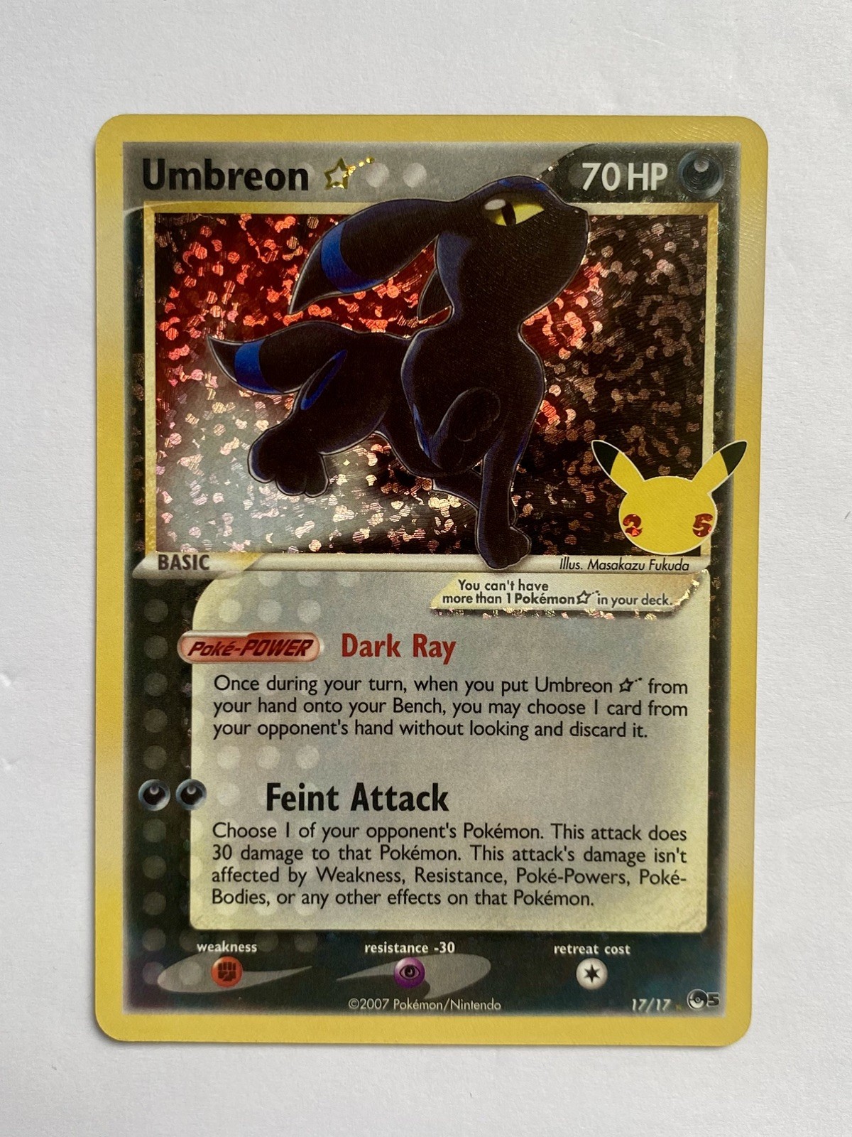 Pokémon TCG Umbreon Gold Star 17/17 Celebrations Classic Collection NM Condition