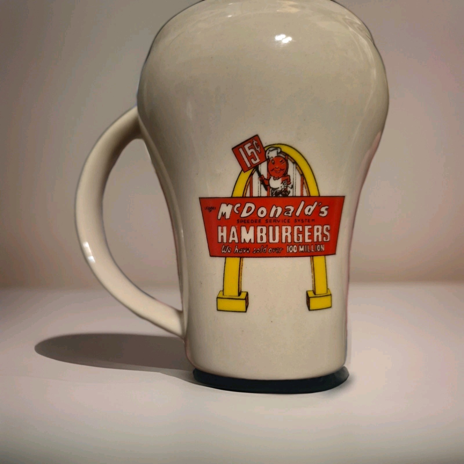 McDonalds Speedee Service System Ceramic Coffee Mug 15c Hamburgers 2009 Beige