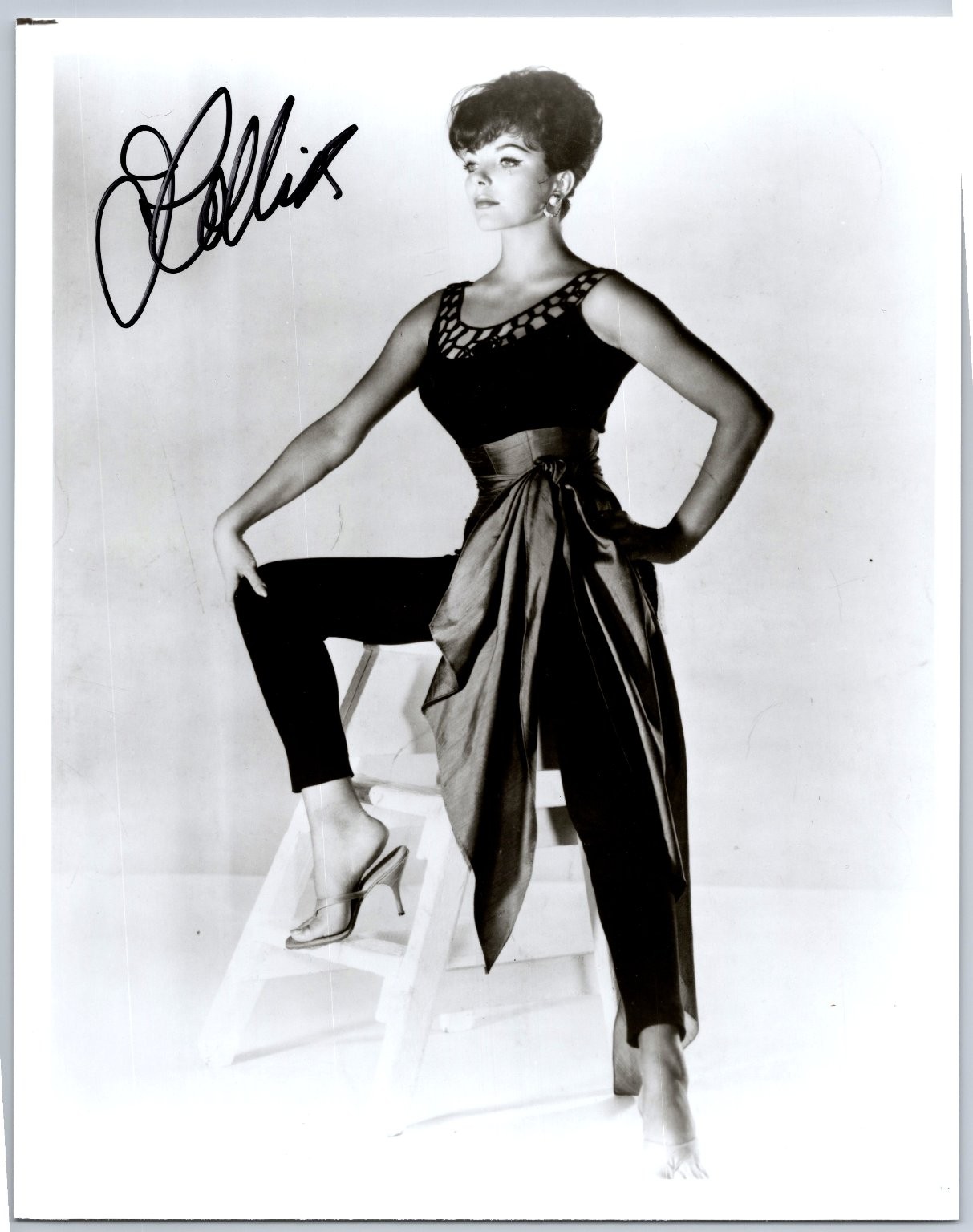 Vintage Joan Collins Autographed Photo Hollywood Star Black & White Glamour