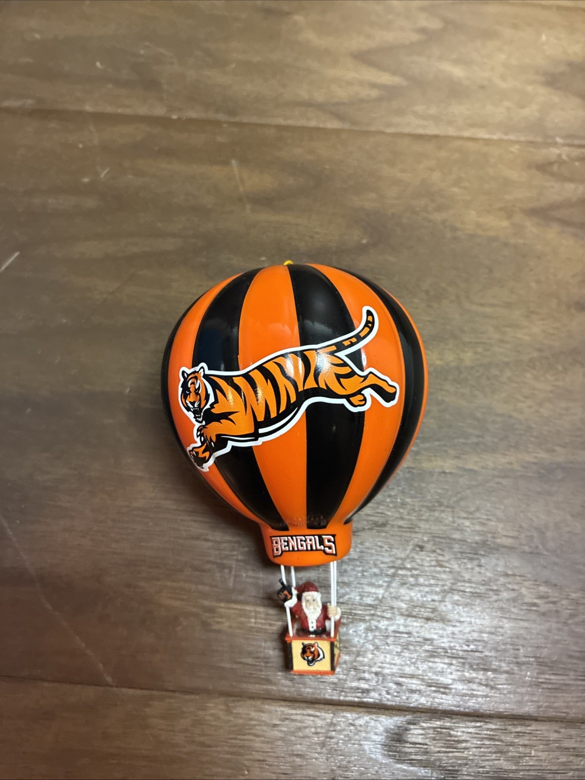 RARE  Danbury Mint Cincinnati Bengals Victory Balloon Ornament 2004