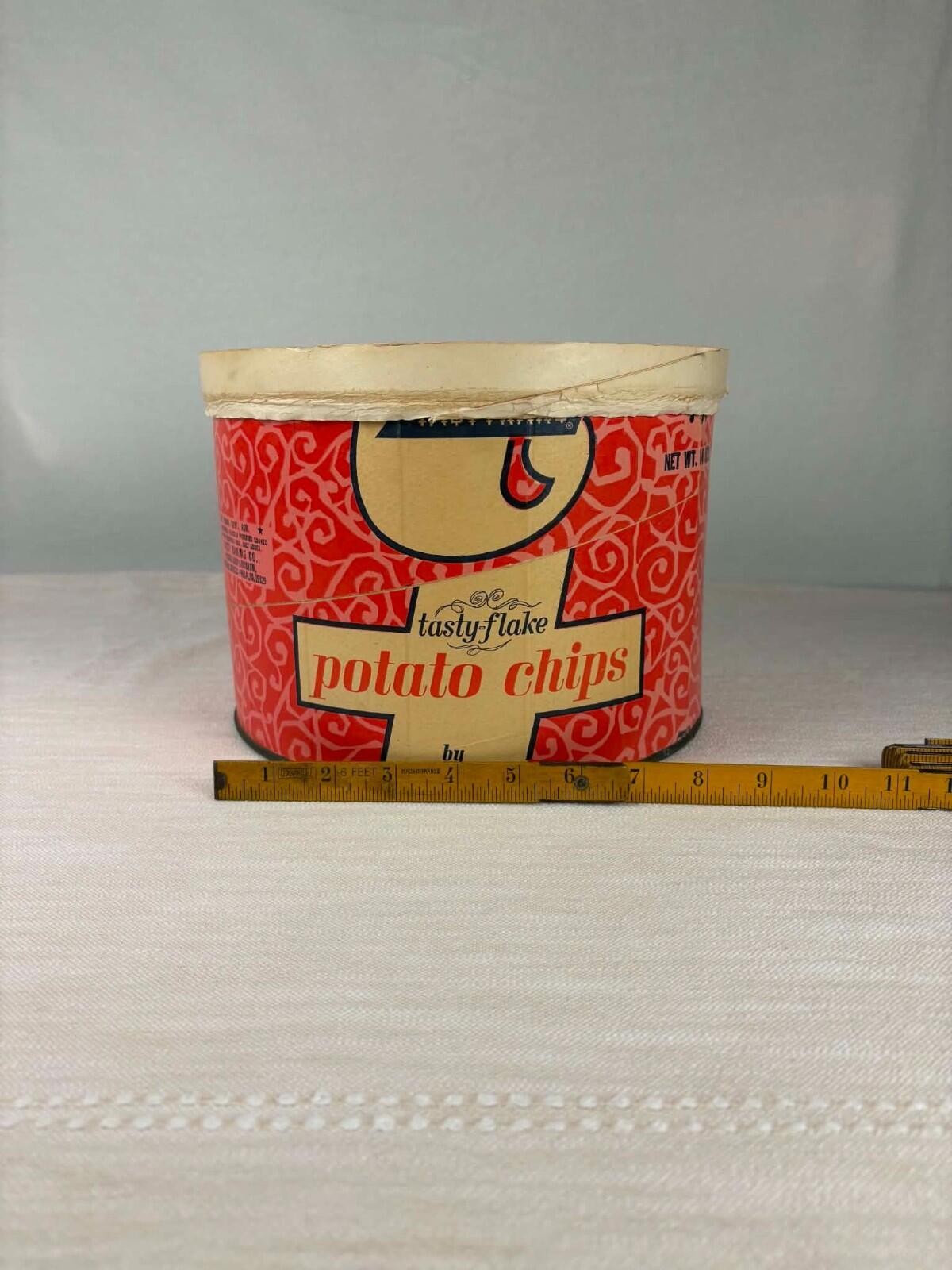 Vintage Tasty-Flake Potato Chips Store Display Tin Canister 14 Oz Advertising Co