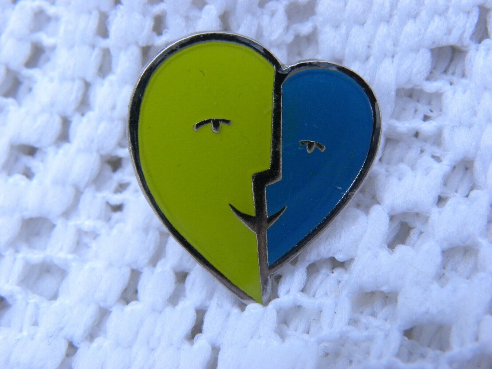 Double Face Heart Pin Silver Tone Enamel Green Blue 