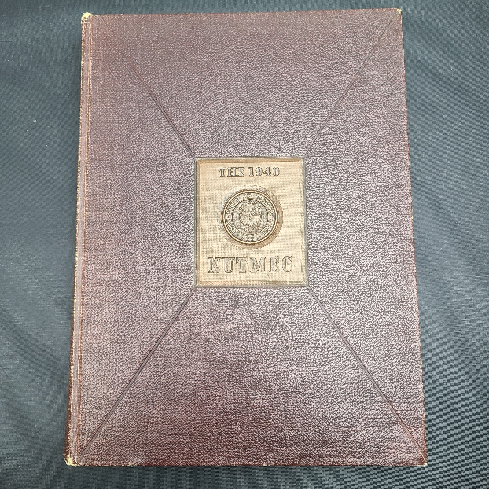 1940 Nutmeg, University of Connecticut, Storrs, Connecticut Yearbook