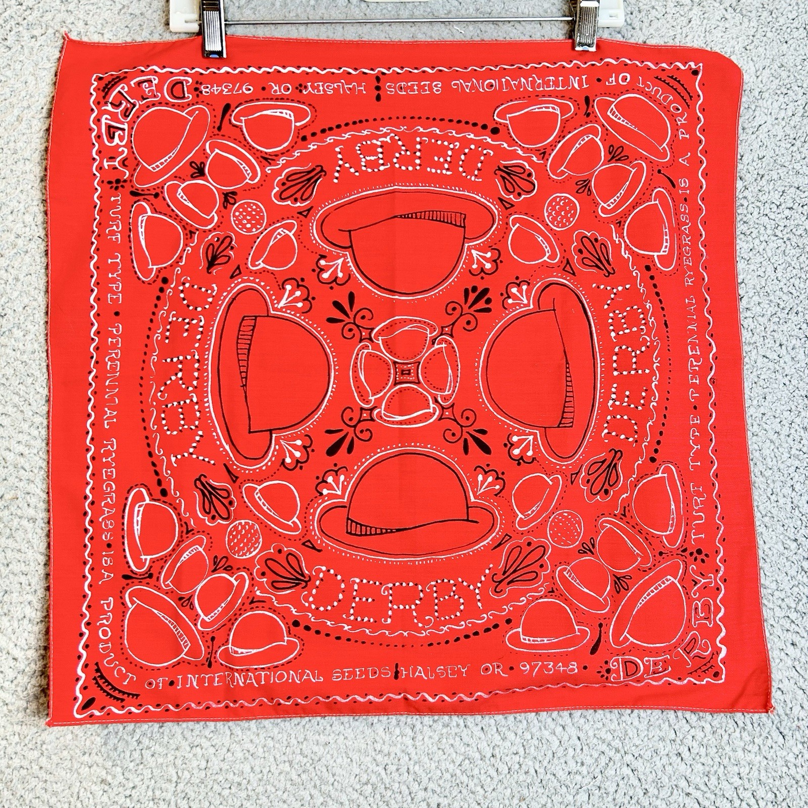 Western INTERNATIONAL SEEDS Portland, OR Bandana Red Cowboy Hat Design Hipster