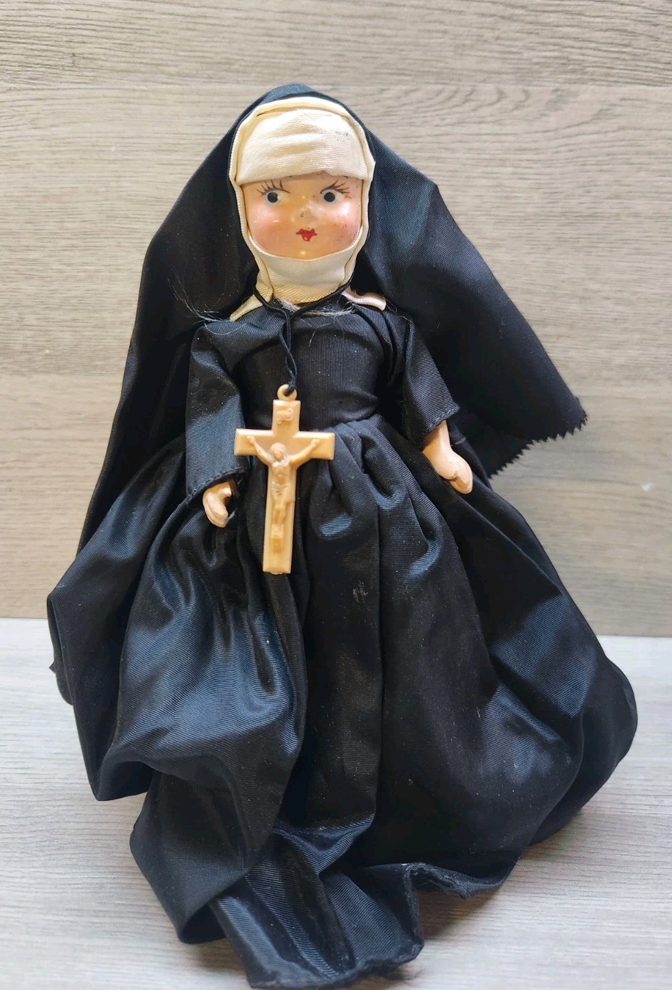Vtg 1950s Composition Nun Doll 8” Painted Eyes Boots Catholic Sister SEE PICS**