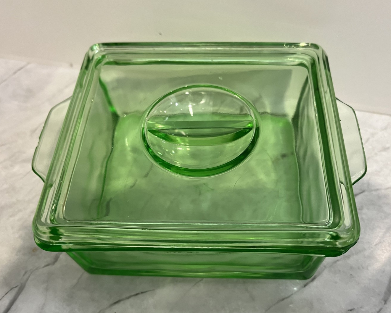 Vint Hazel Atlas Uranium Green Glass Covered Refrigerator Dish Glows 5\