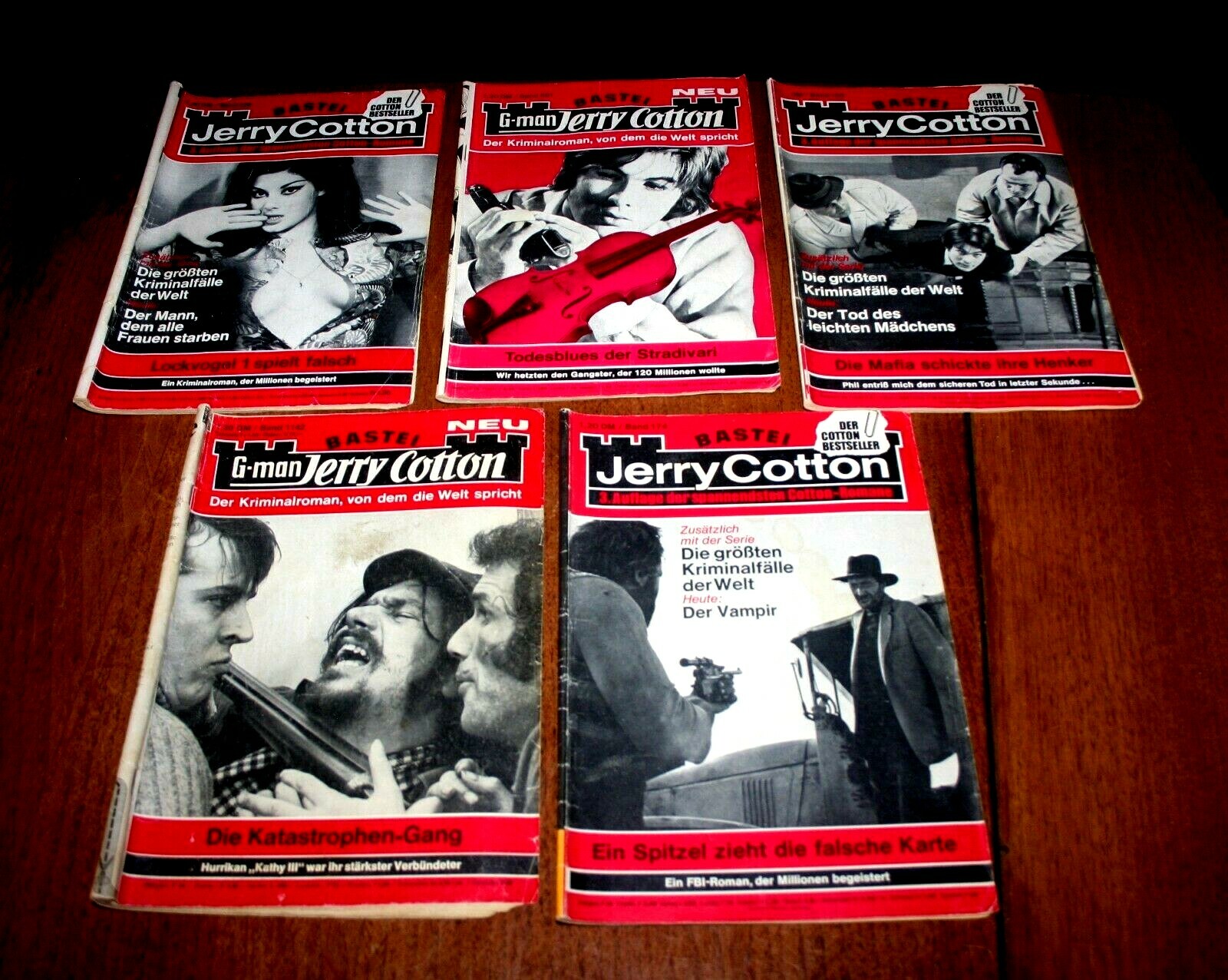 VTG DETECTIVE MYSTERY PULP FICTION Magazine (5) IN GERMAN JERRY COTTON BASTEI