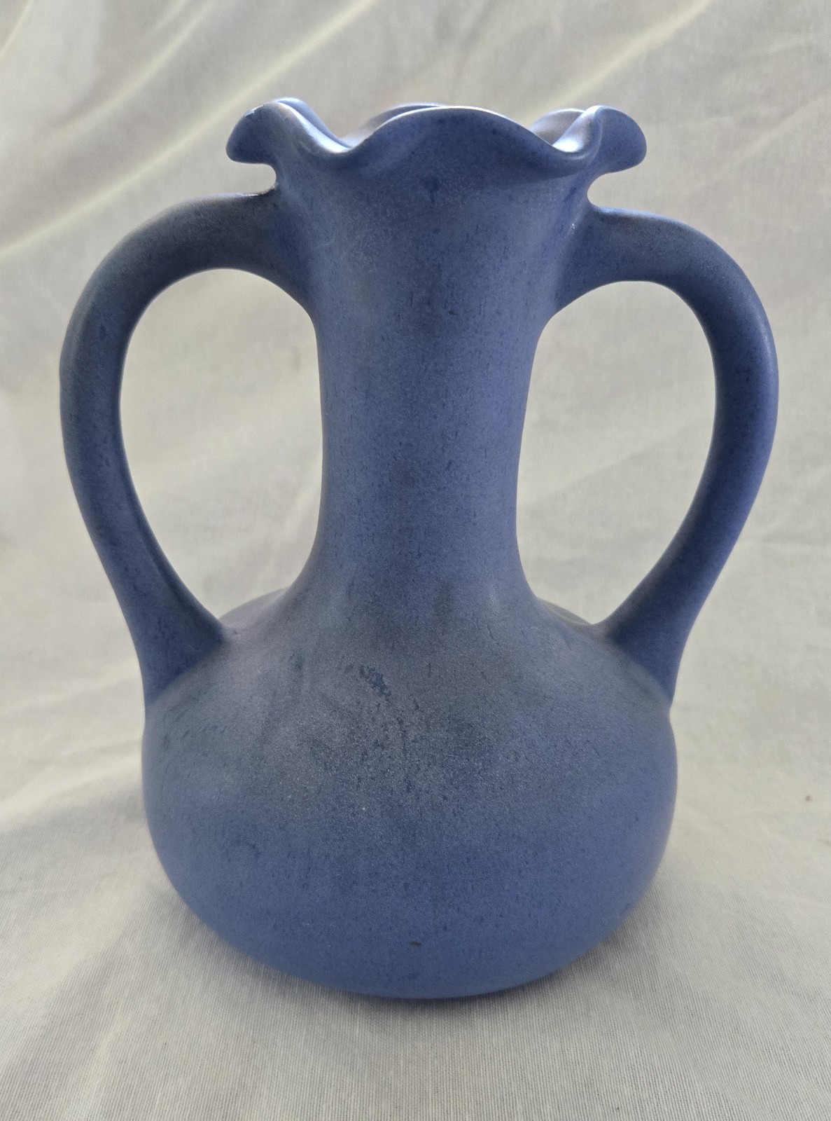 Vintage Niloak Pottery Matte Blue Double Handle Vase Scalloped Rim Arkansas