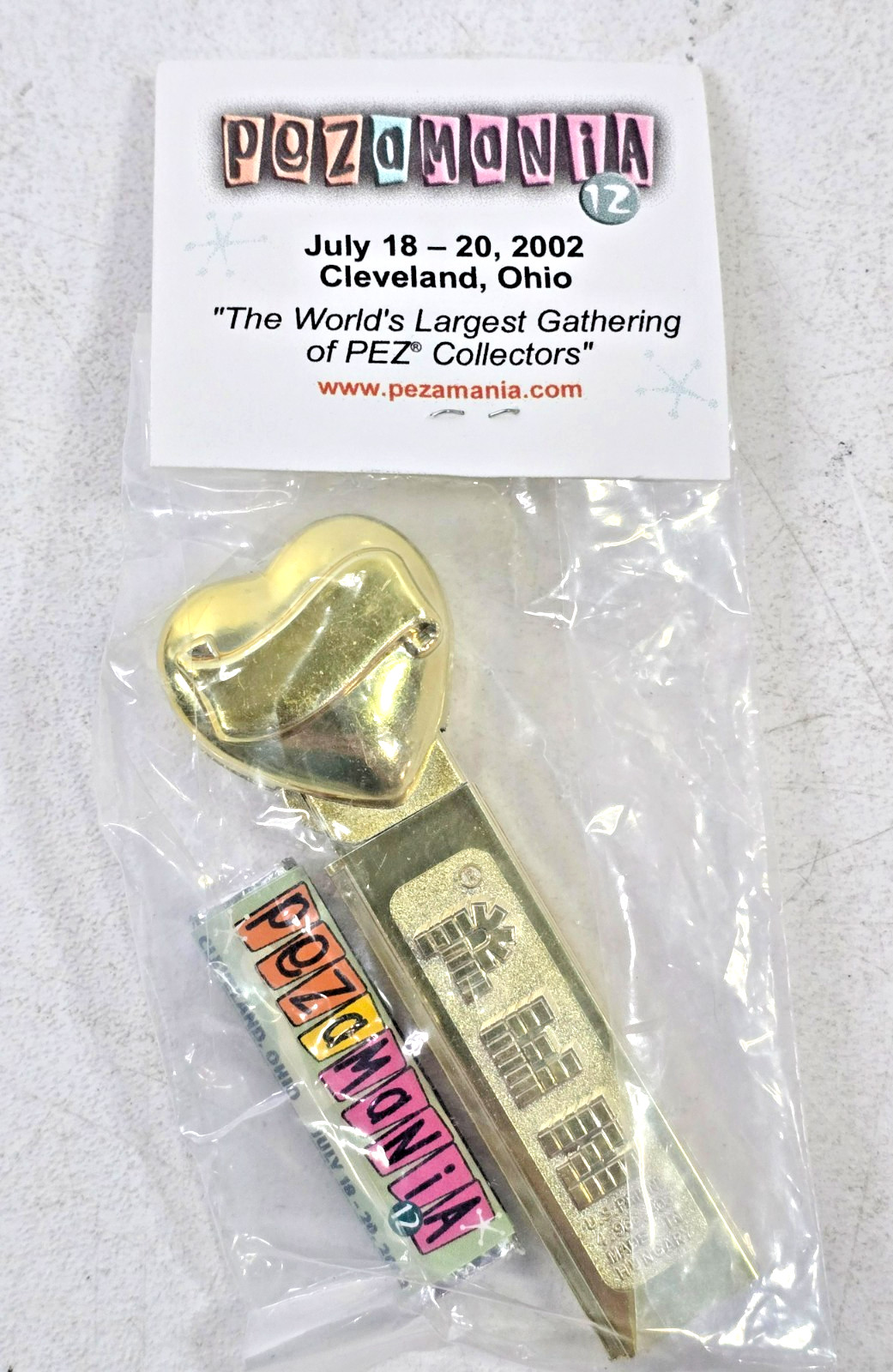 PEZamania 12 Gold Heart PEZ Dispenser MIB 2002 Cleveland Convention Rare