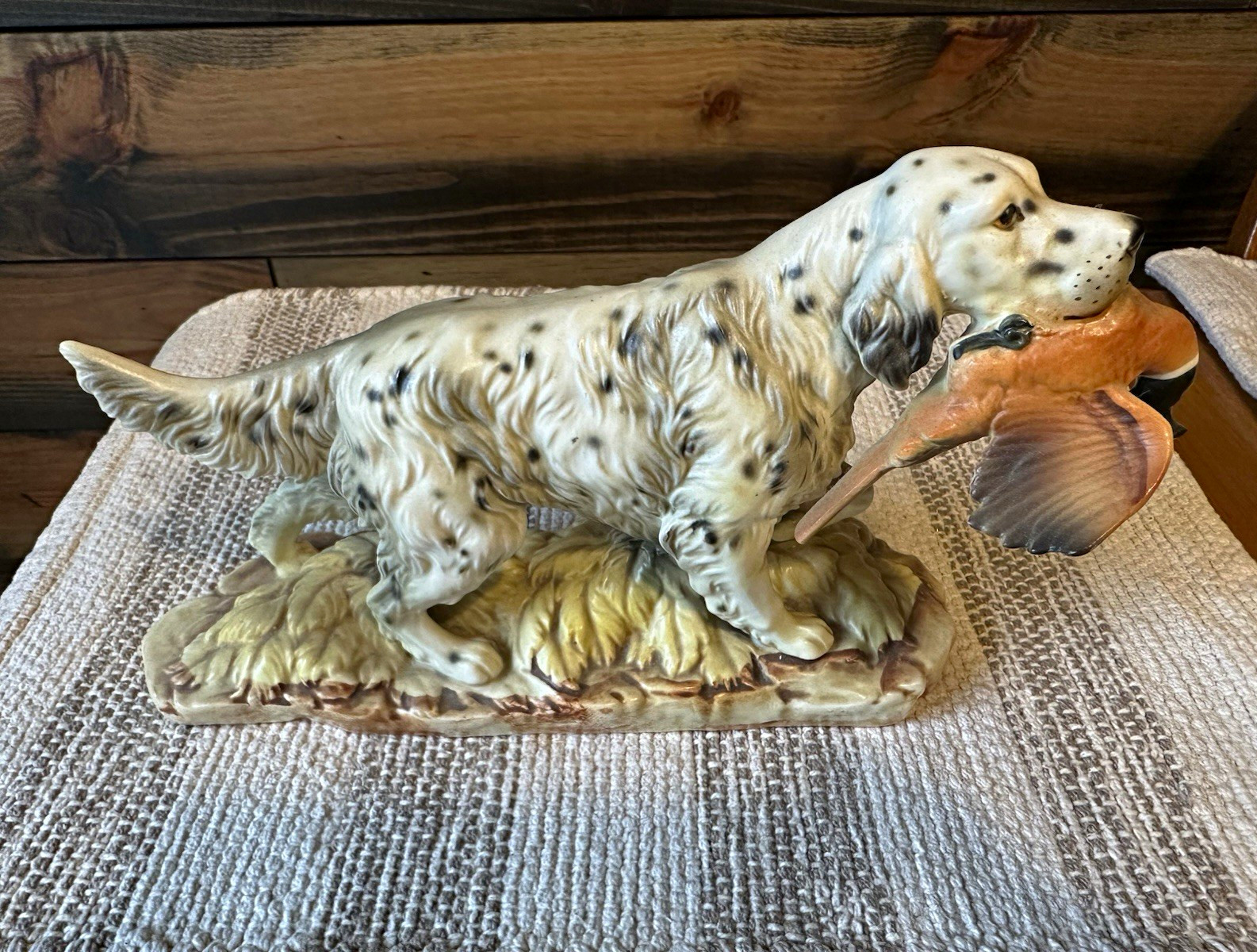 Rare Vintage NORCREST porcelain English Setter Hunting Dog Figurine