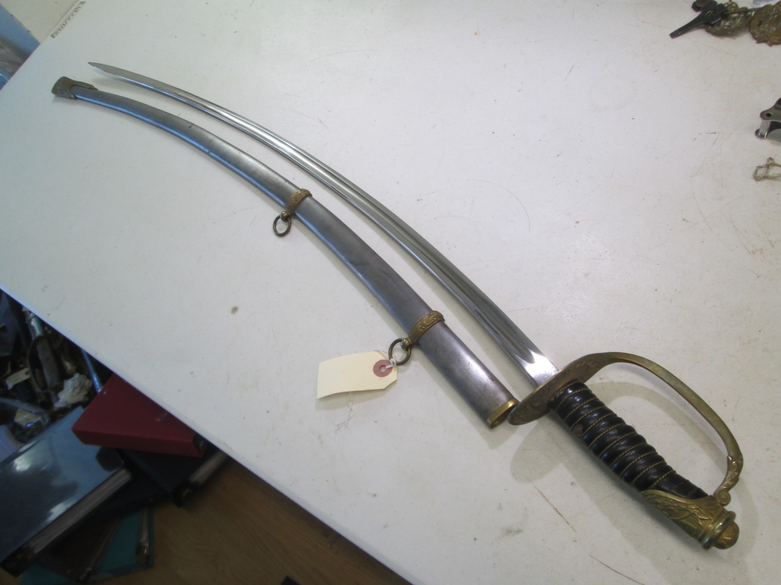 US INDIAN WARS OFFICERS CAVALRY SWORD & SCABBARD CLEAN BLADE #J106