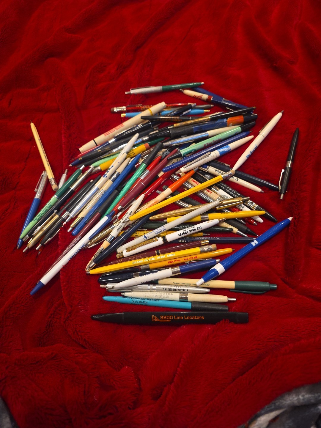 Large Amount Of Advertising, Pens From Iowa And Nebraska Large Amount Of Advertising, Pens From Iowa And Nebraska