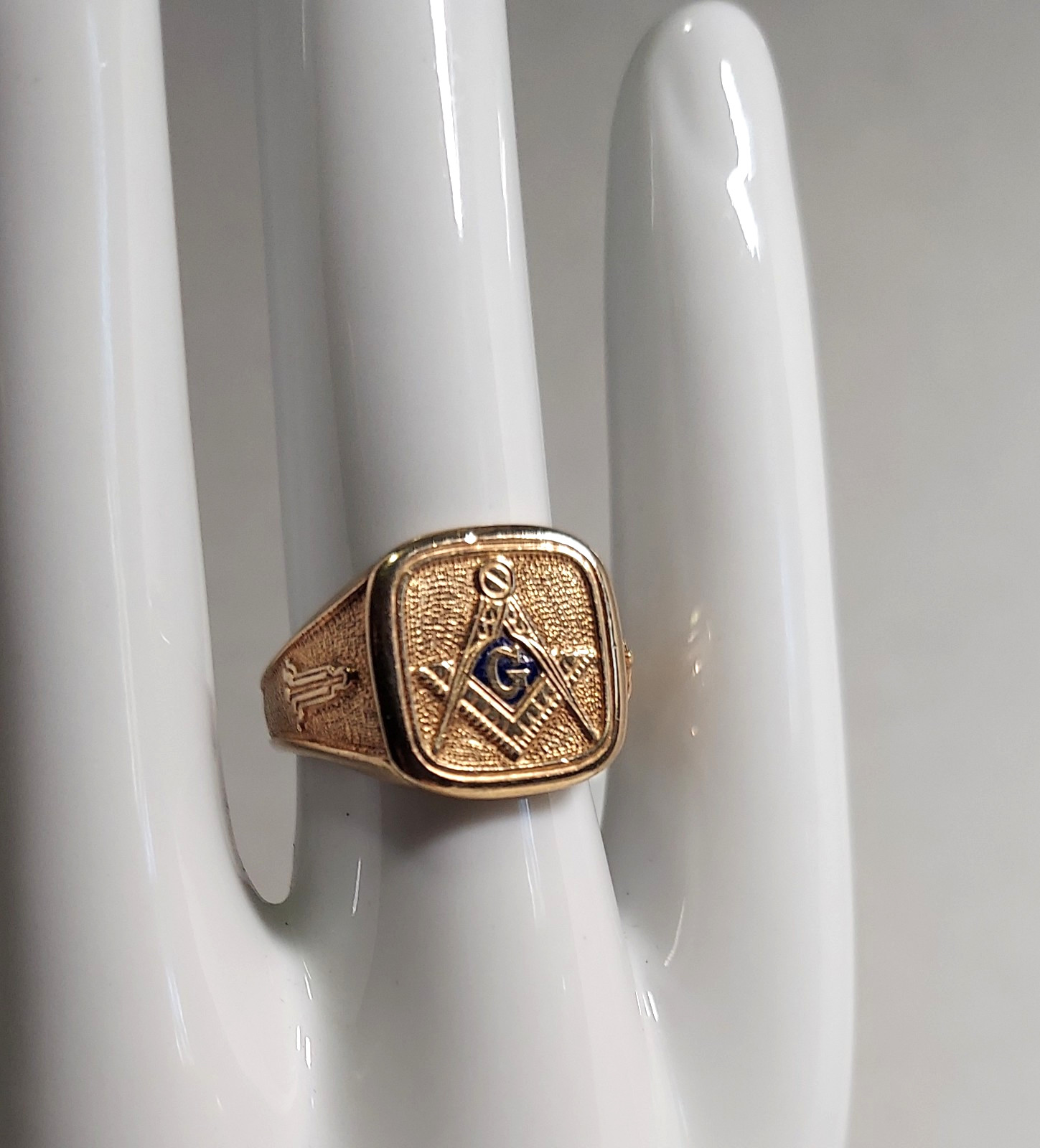 Vintage 10k Yellow Gold Enamel Men's Blue Lodge Masonic Freemason Ring Sz 8