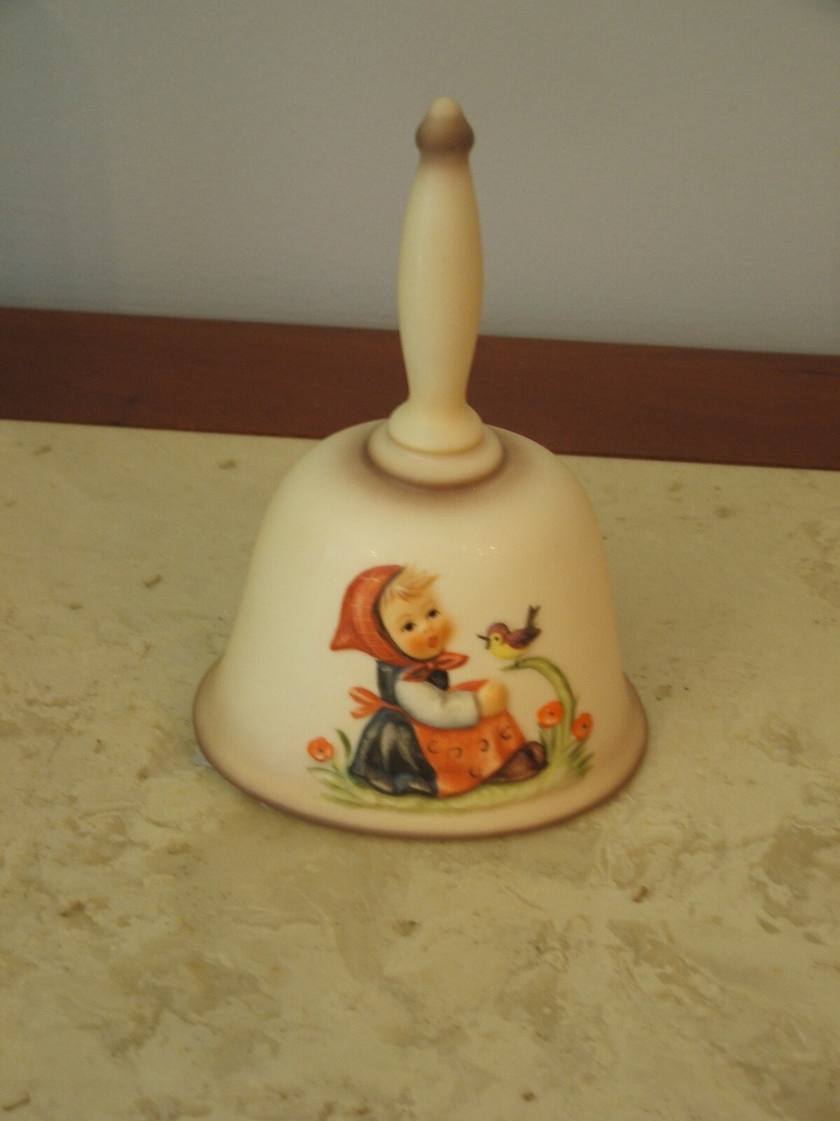 Hummel Goebel Annual Bell 1981 NEW CONDITION- ONE OWNER