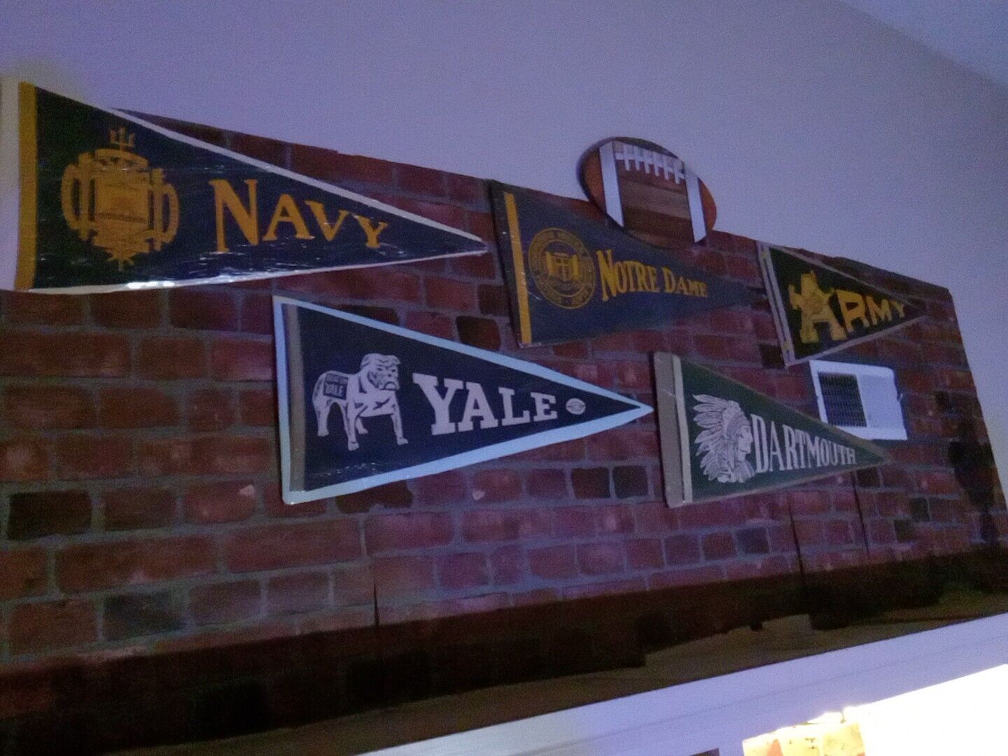5 Vintage And Rare College University Pennants From The 1940's