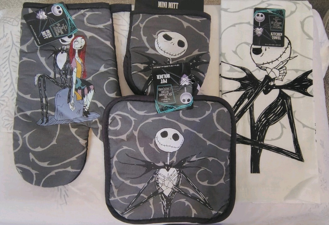 The Nightmare Before Christmas Disney Jack Skellington 4 Piece Kitchen Set NWT