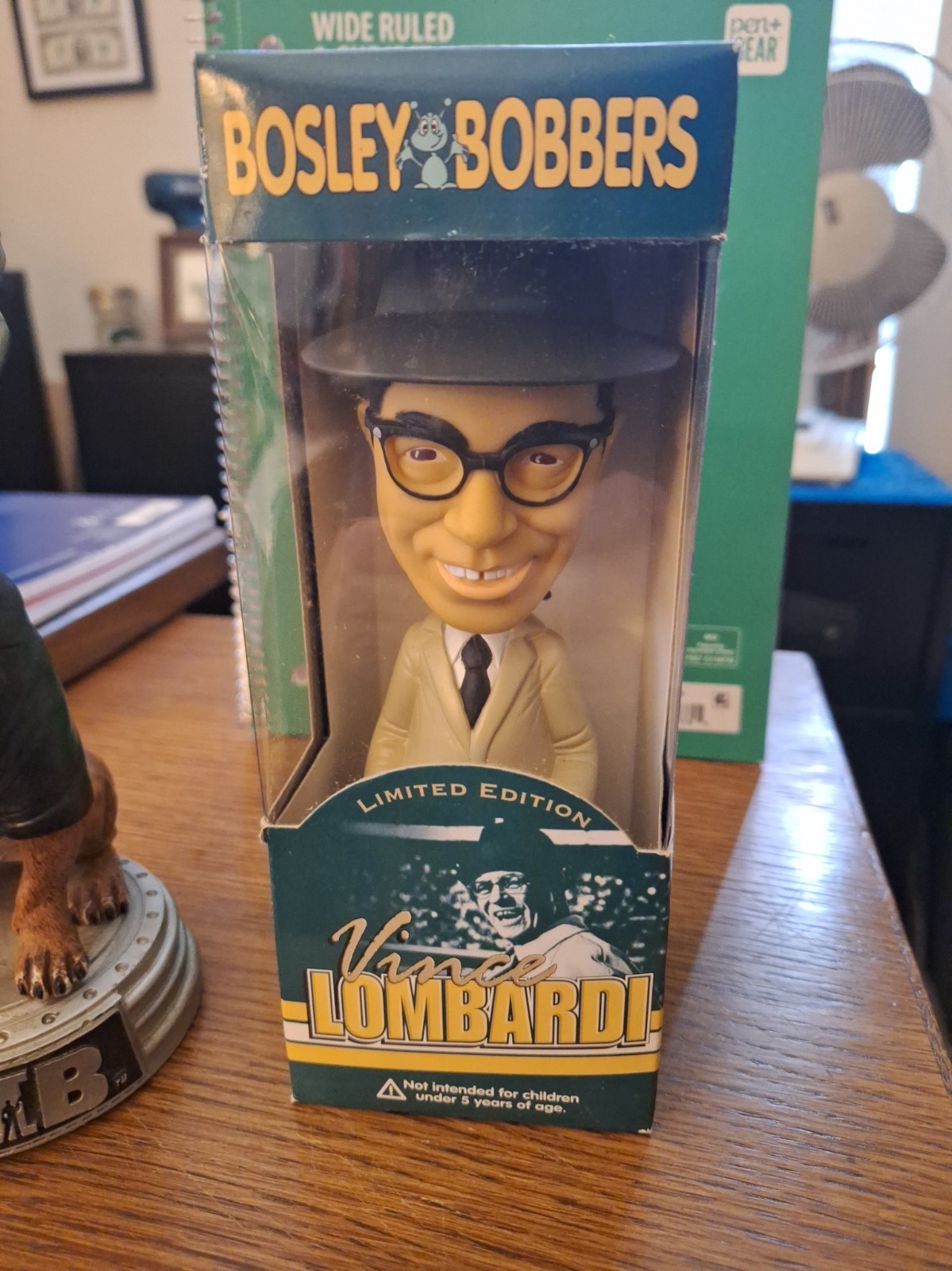 *** WOW*** 2 Classic Rare Bobble Heads/Vince Lombardi- Men in Black ll Dog -Cool