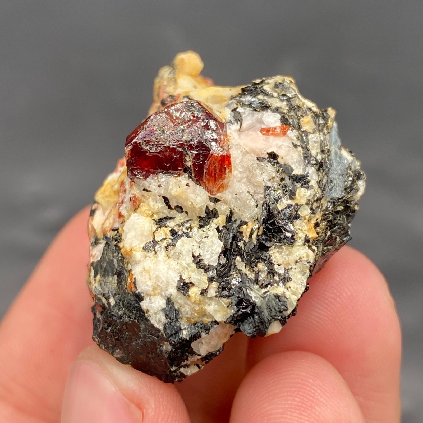 Zircon on Matrix , Pakistan Mineral Specimen , ( 30 Grams , 39 x 30 x 26 mm ) Zircon on Matrix , Pakistan Mineral Specimen , ( 30 Grams , 39 x 30 x 26 mm )