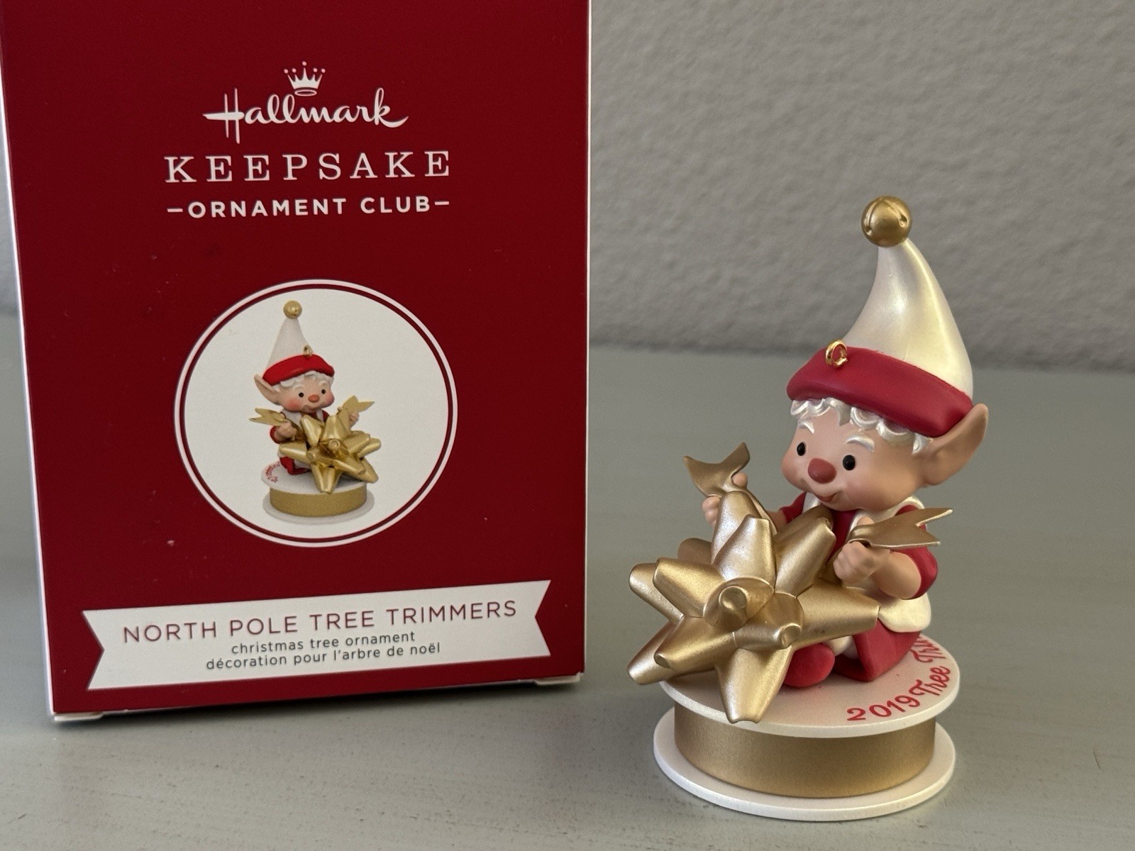 HALLMARK 2019 NORTH POLE TREE TRIMMER EVENT REPAINT ORNAMENT HALLMARK 2019 NORTH POLE TREE TRIMMER EVENT REPAINT ORNAMENT